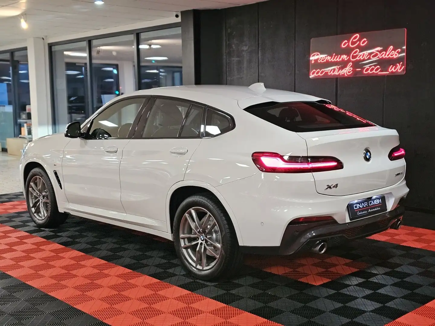 BMW X4 xDrive 20 i *M-SPORT* (HUD/ACC/CAM/AHK/ 1.HD! Weiß - 2
