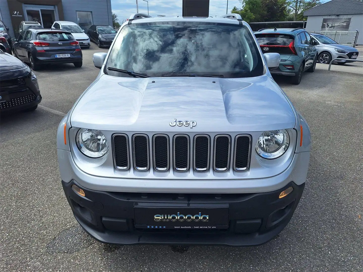 Jeep Renegade 1,6 Multijet Limited Silber - 2
