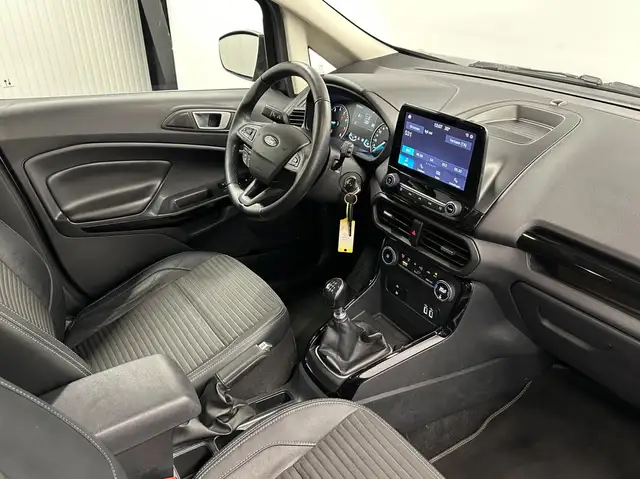 Ford Ecosport view 12