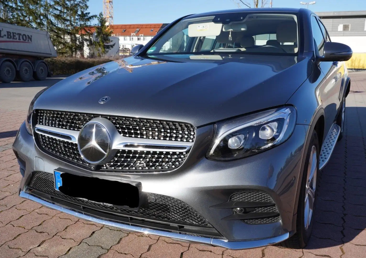 Mercedes-Benz GLC 250 GLC-Coupe Coupe 4Matic 9G-TRONIC AMG Line Ezüst - 1
