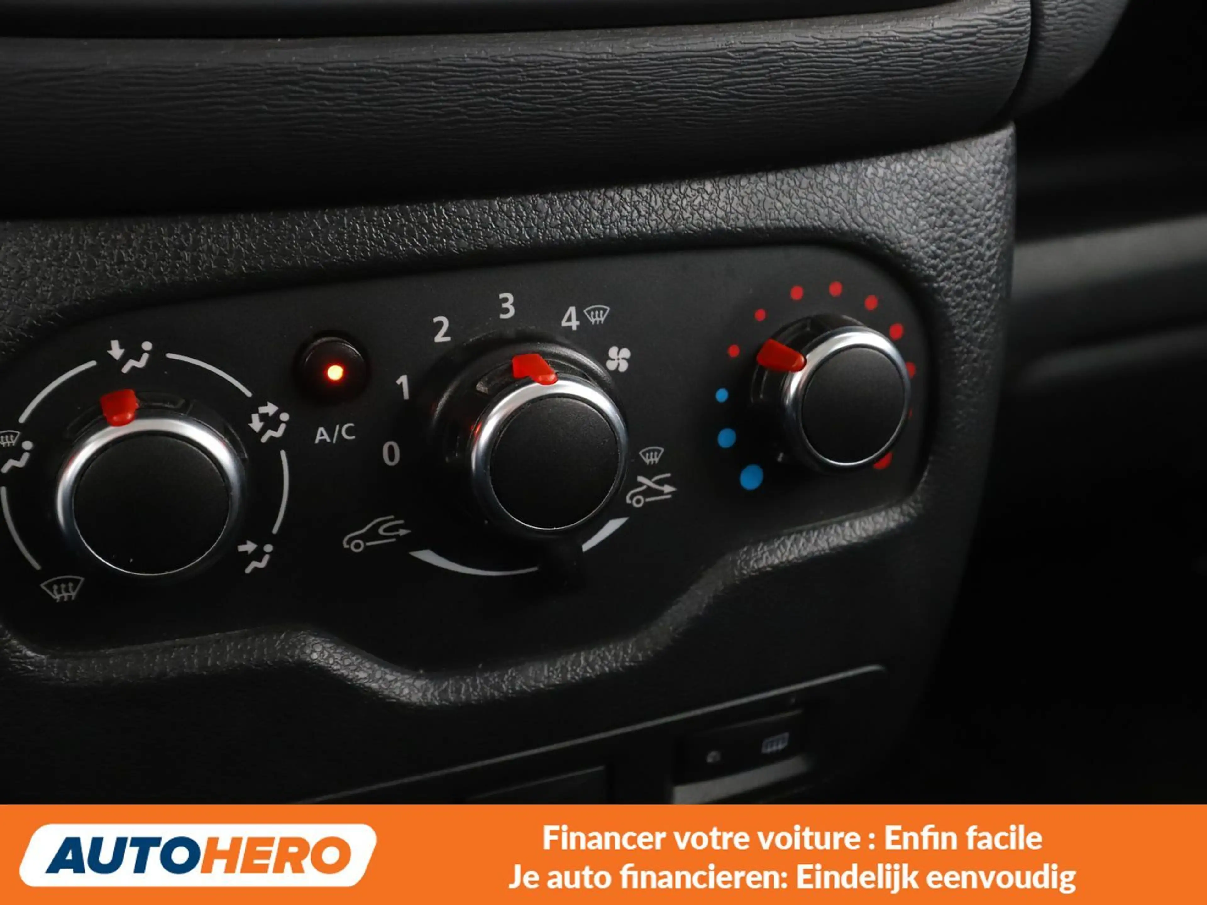 Dacia Lodgy 1.5 dCi Comfort — photo 9