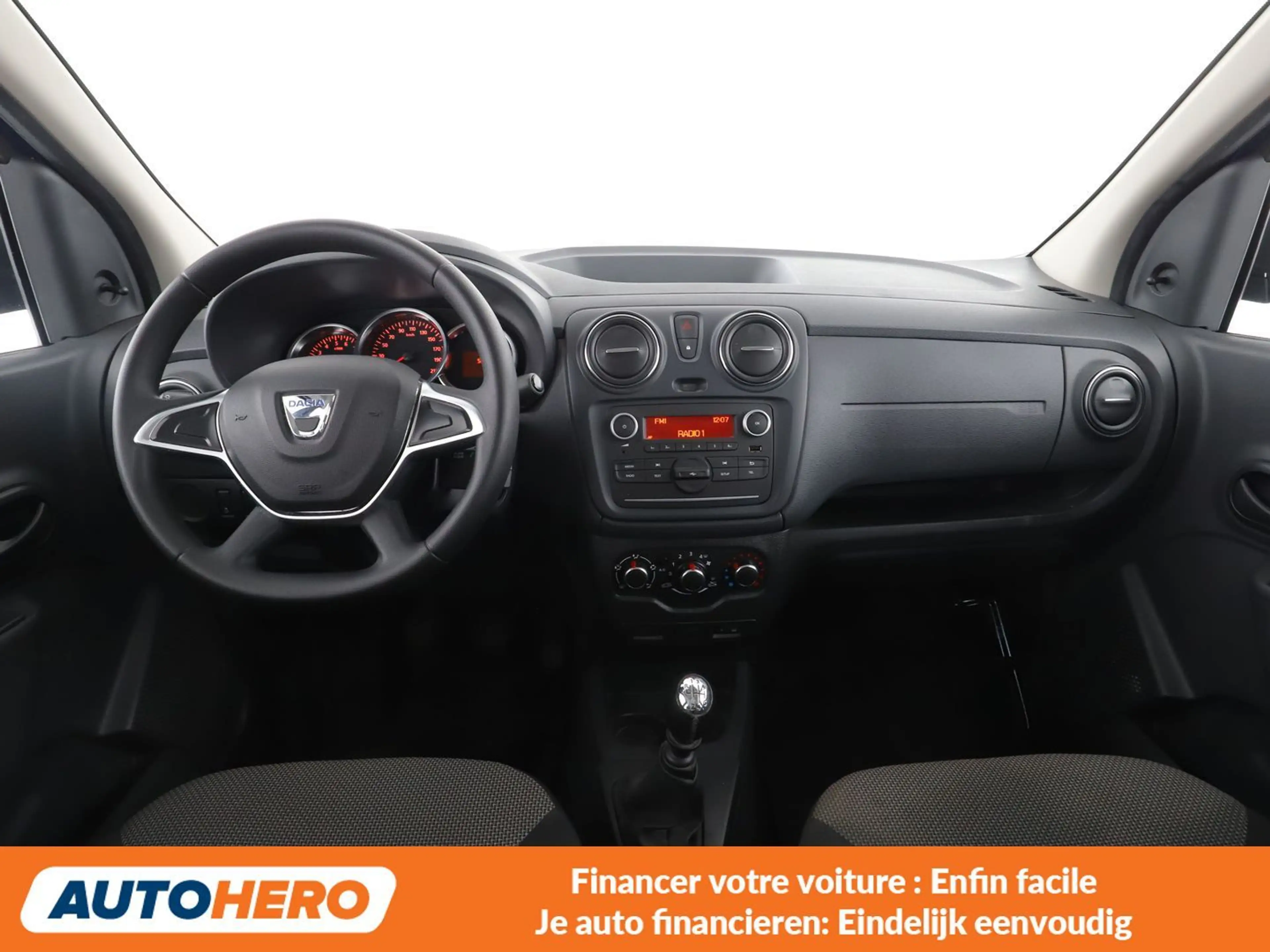 Dacia Lodgy 1.5 dCi Comfort — photo 15
