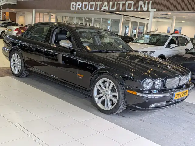 Jaguar XJR 4.2 V8 S/C Automaat 396pk Leer, Airco, Cruise cont