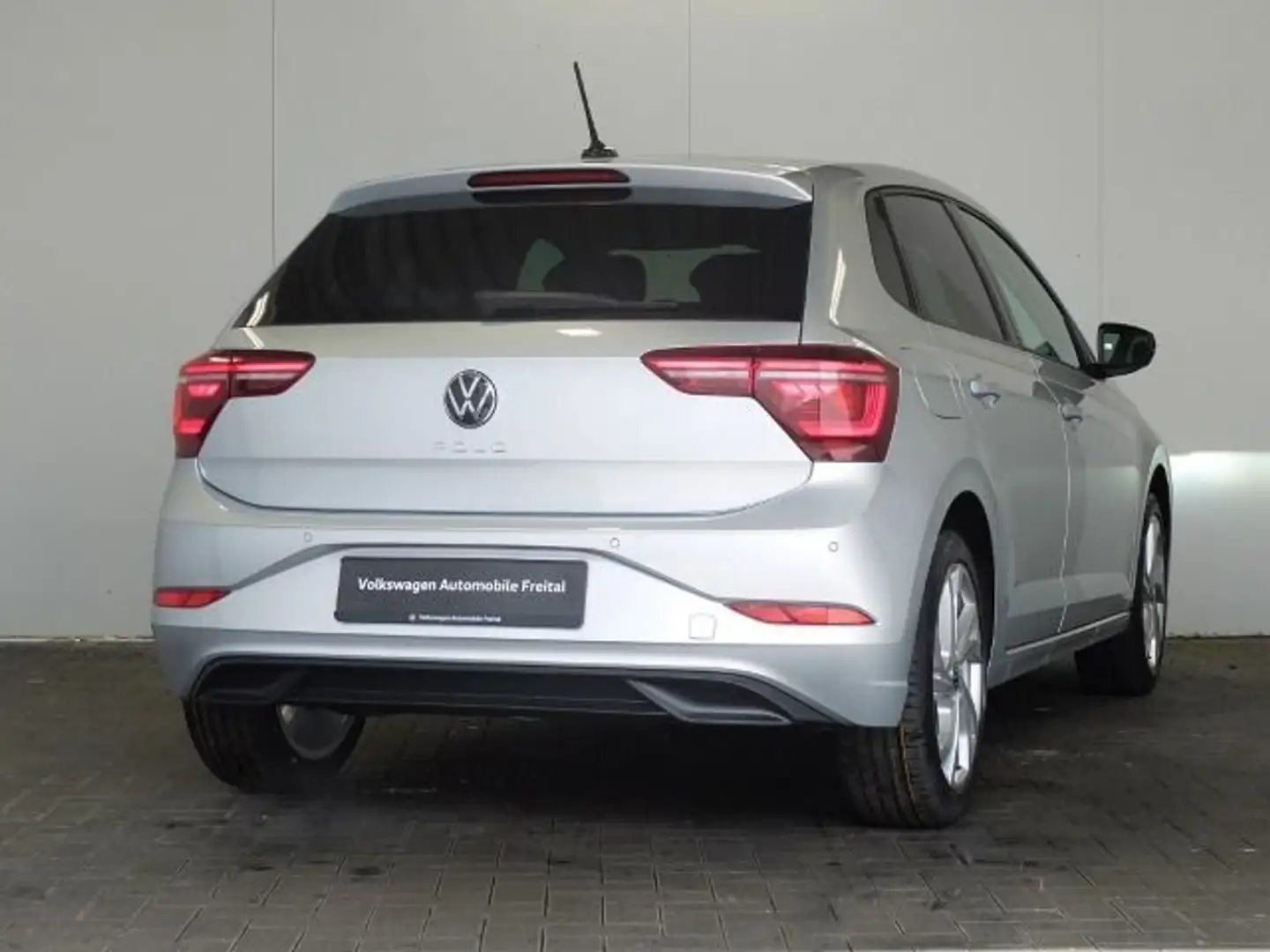 Volkswagen Polo Style 1,0 l TSI DSG CLIMA NAV TEL KAMERA Zilver - 2