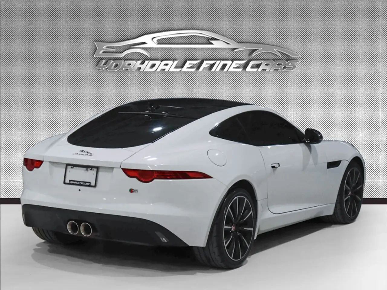 Jaguar F-Type снимка Jaguar F-Type