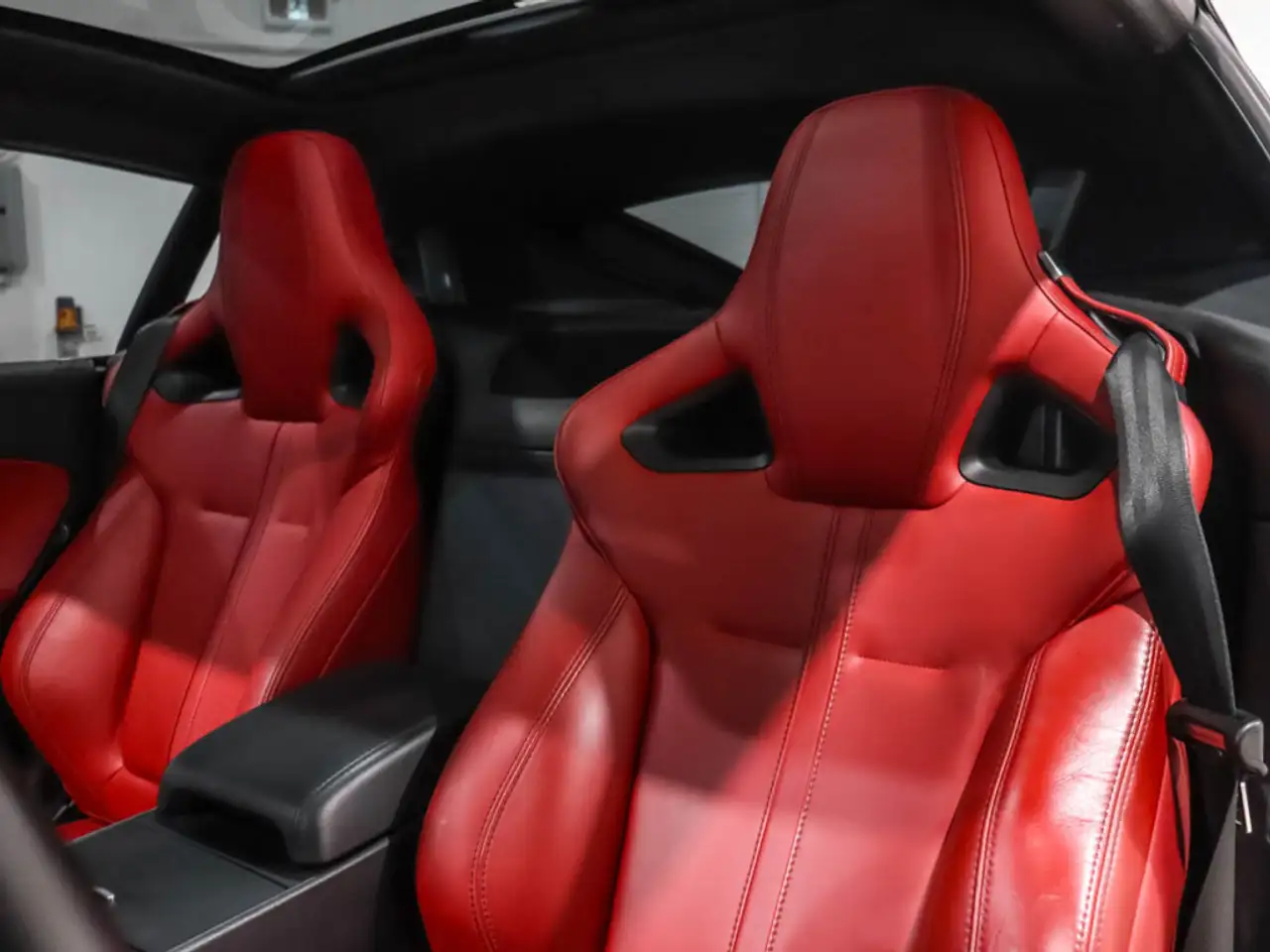 Jaguar F-Type снимка Jaguar F-Type