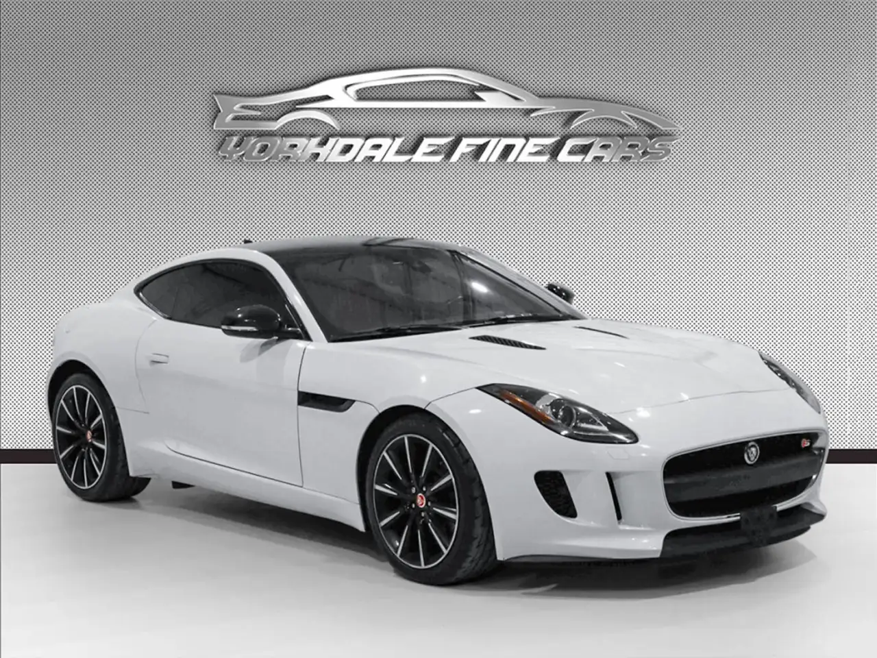 Jaguar F-Type снимка Jaguar F-Type