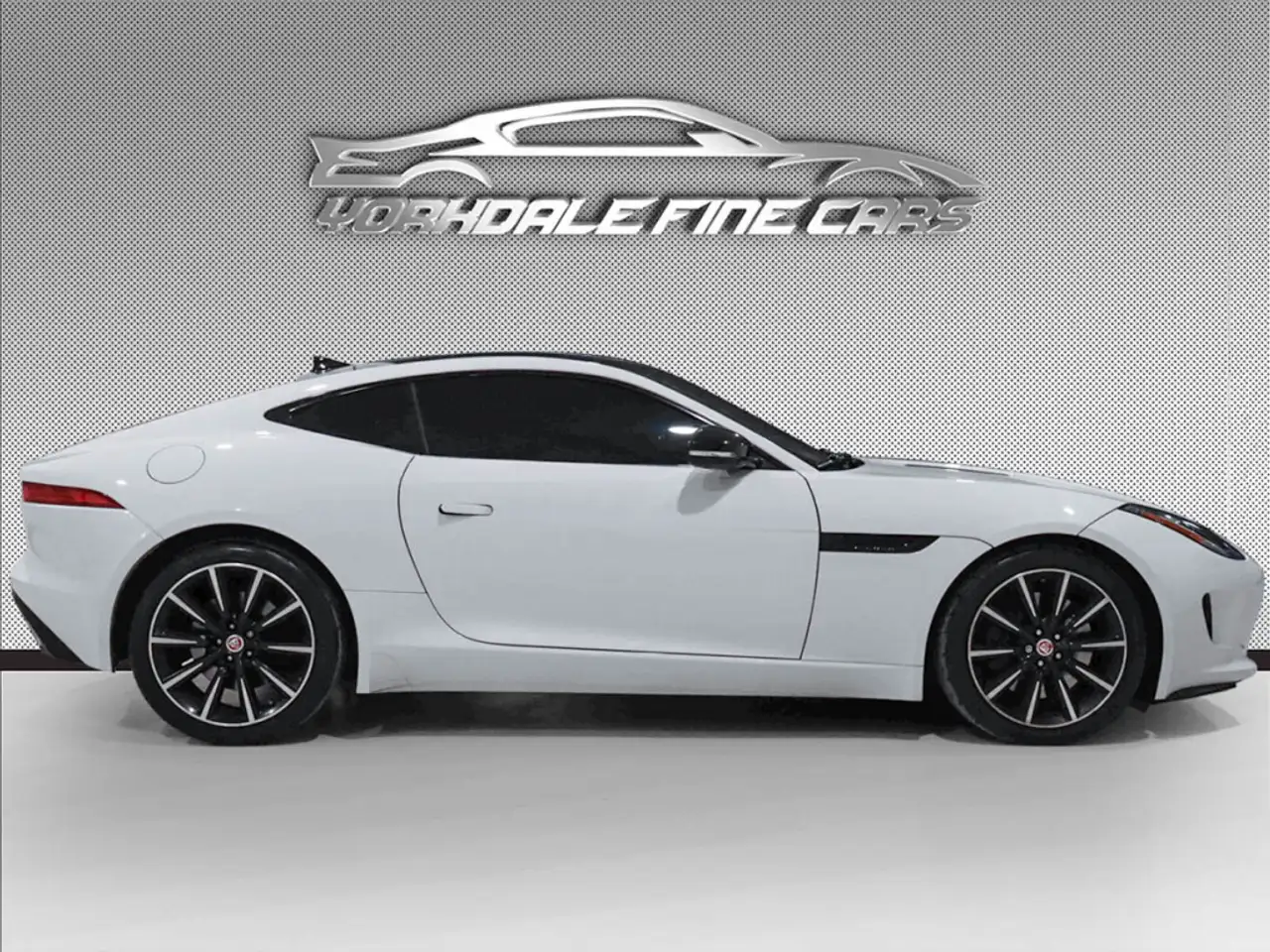 Jaguar F-Type снимка Jaguar F-Type