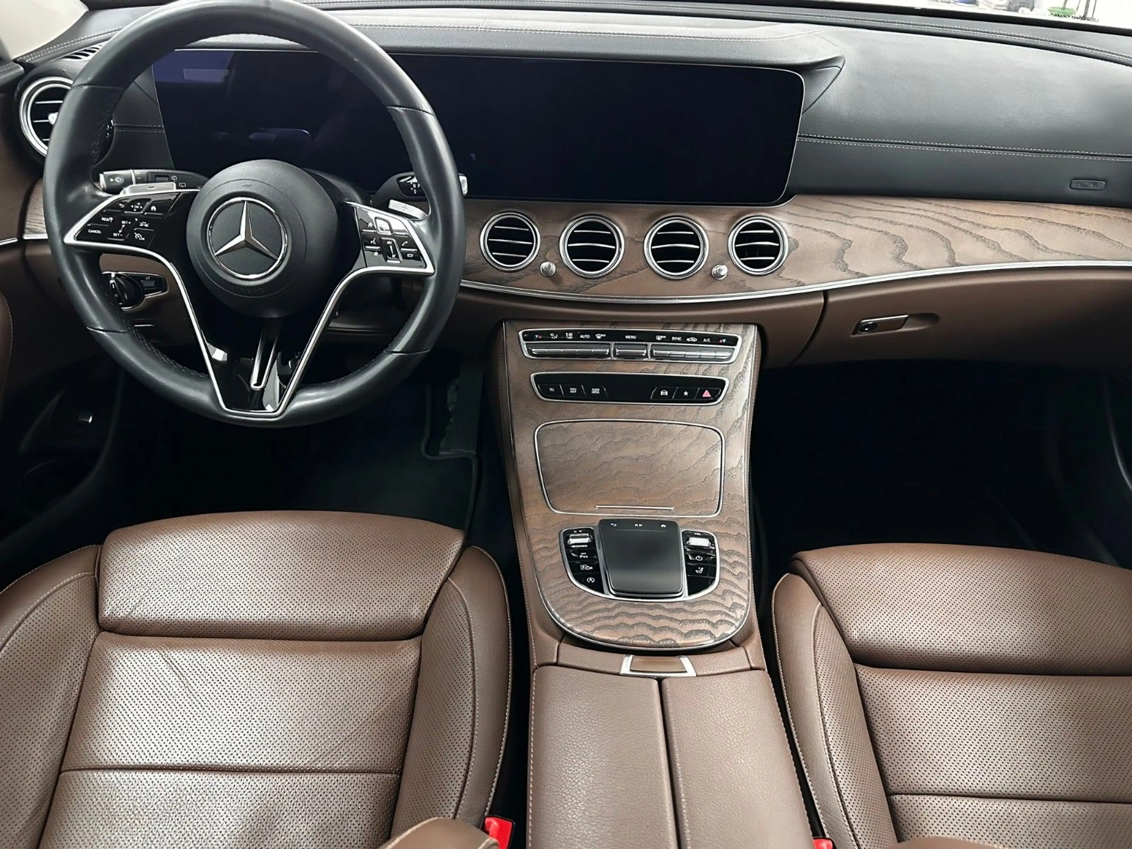 Mercedes-Benz E 400 E-d 4Matic.WIDE.LED.NIGHT.LEDER.360°K.DIST — photo 12
