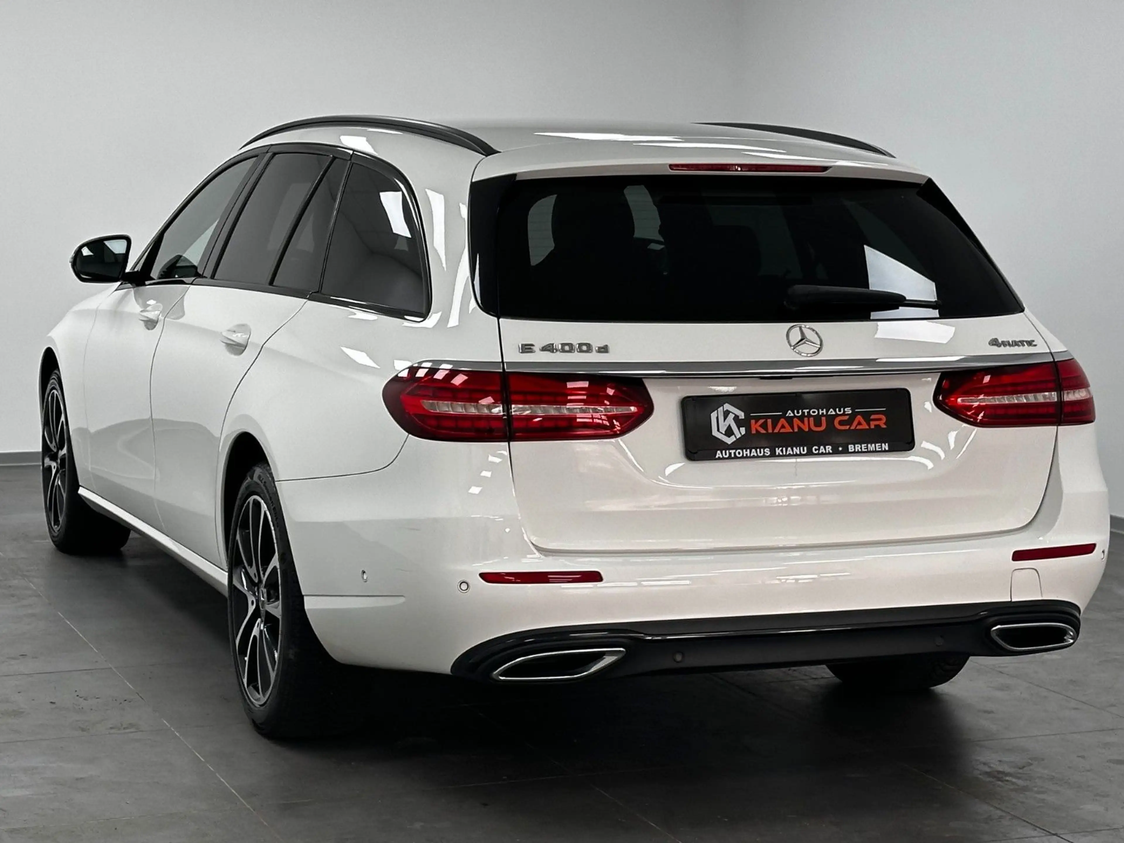Mercedes-Benz E 400 E-d 4Matic.WIDE.LED.NIGHT.LEDER.360°K.DIST — photo 7
