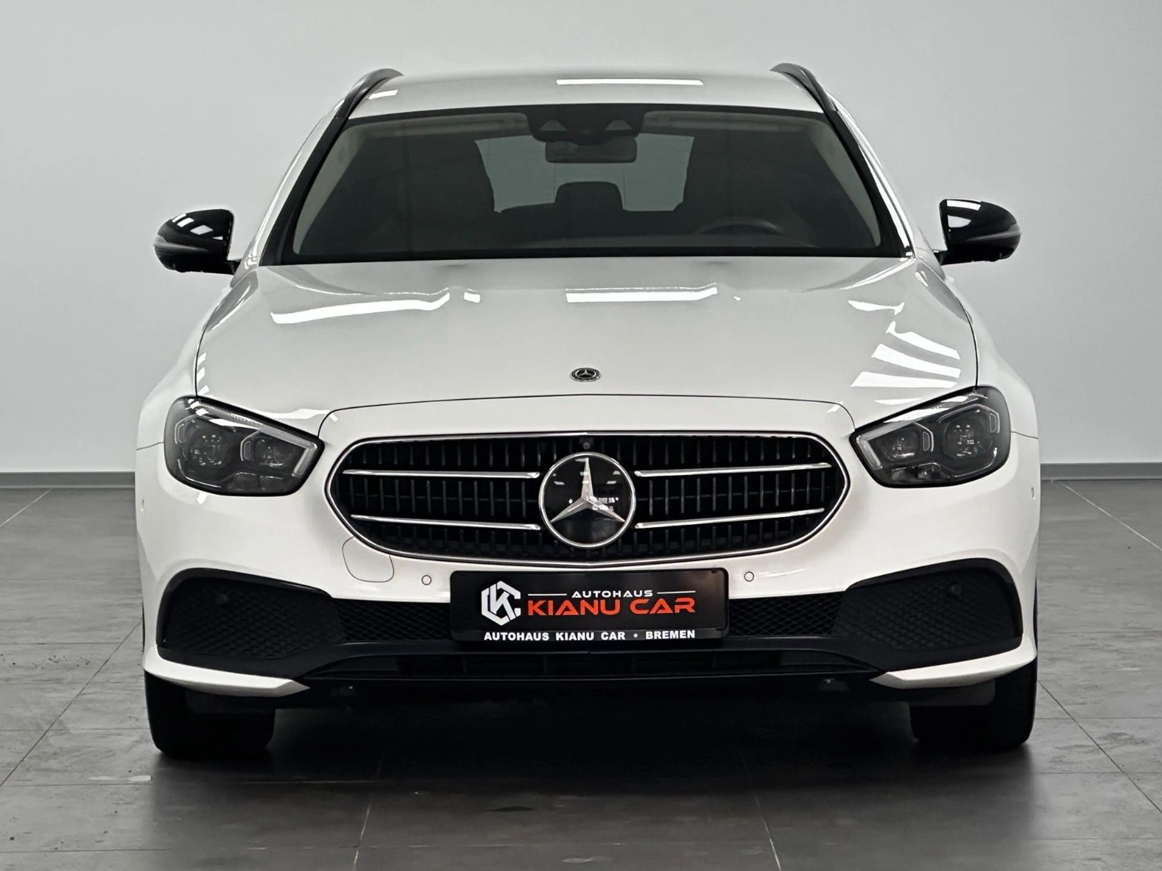 Mercedes-Benz E 400 E-d 4Matic.WIDE.LED.NIGHT.LEDER.360°K.DIST — photo 2
