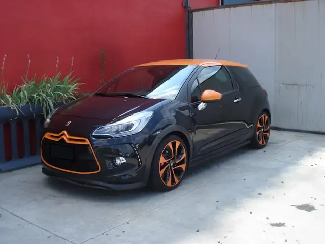 DS Automobiles DS 3 1.6 THP 200 Racing SERIE LIMITATA 200SIMA DI 200