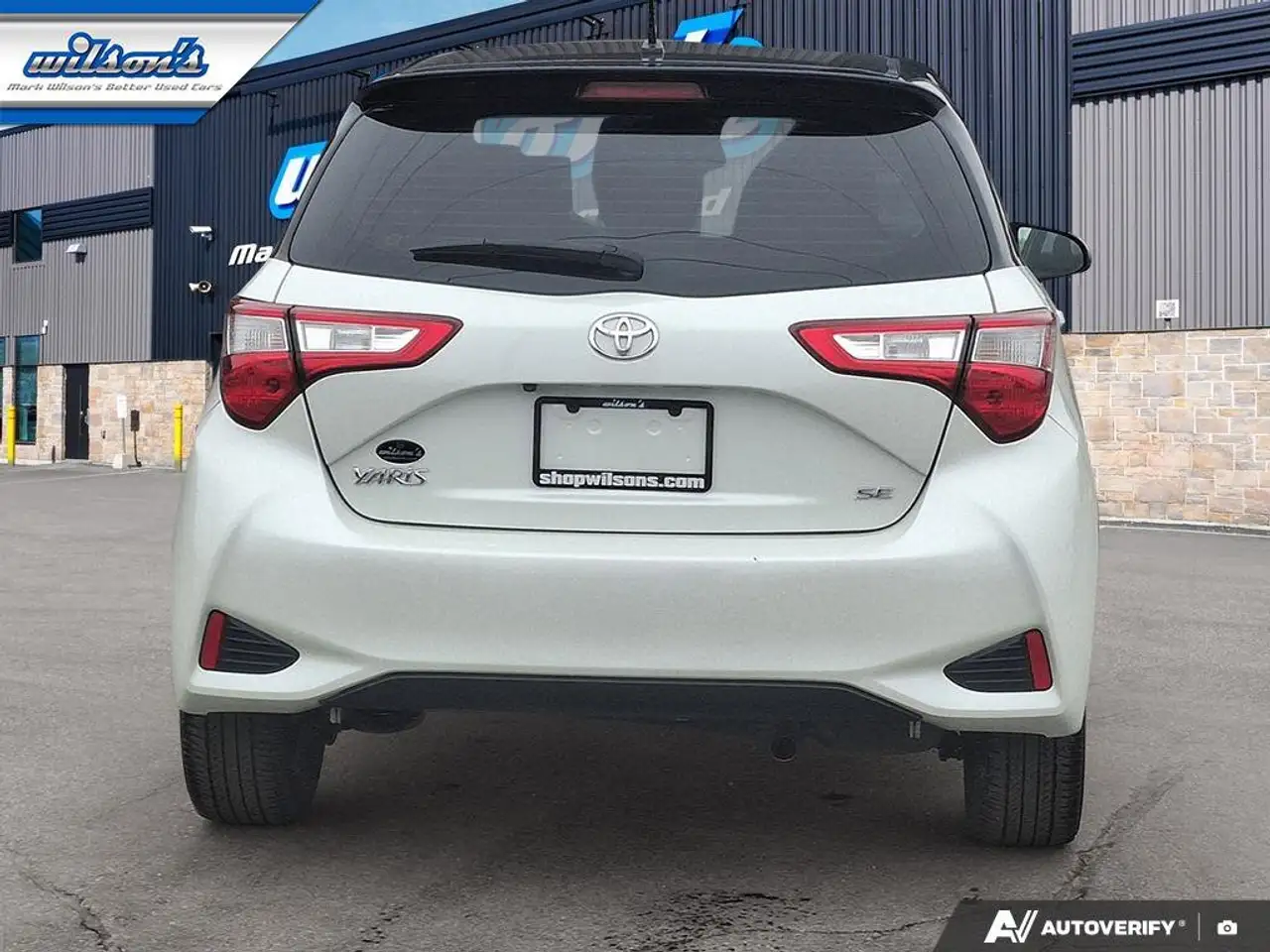 Toyota Yaris снимка Toyota Yaris