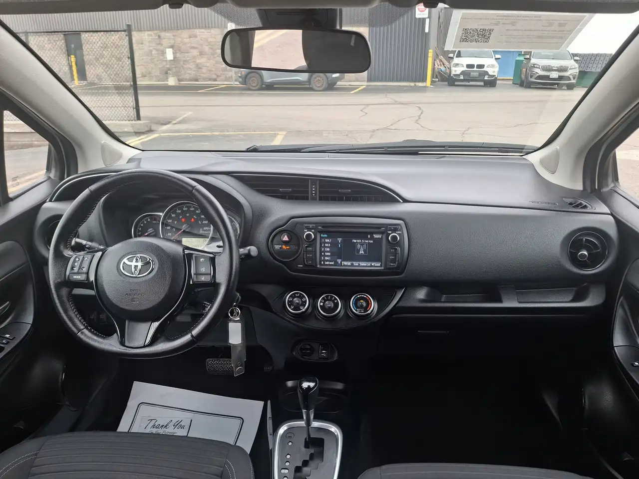 Toyota Yaris снимка Toyota Yaris