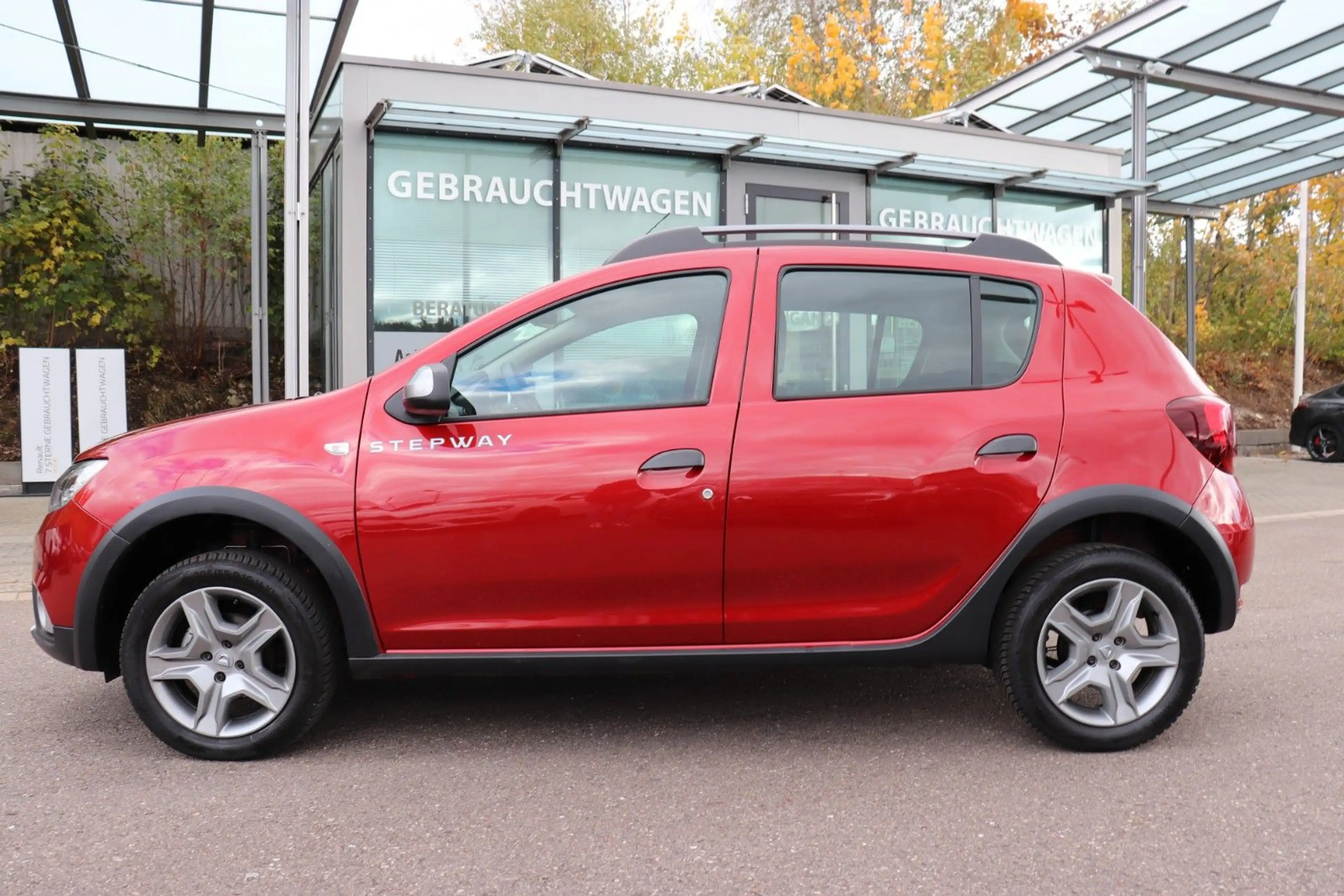 Dacia Sandero II Stepway Prestige, Navi, Komf-Paket — photo 2