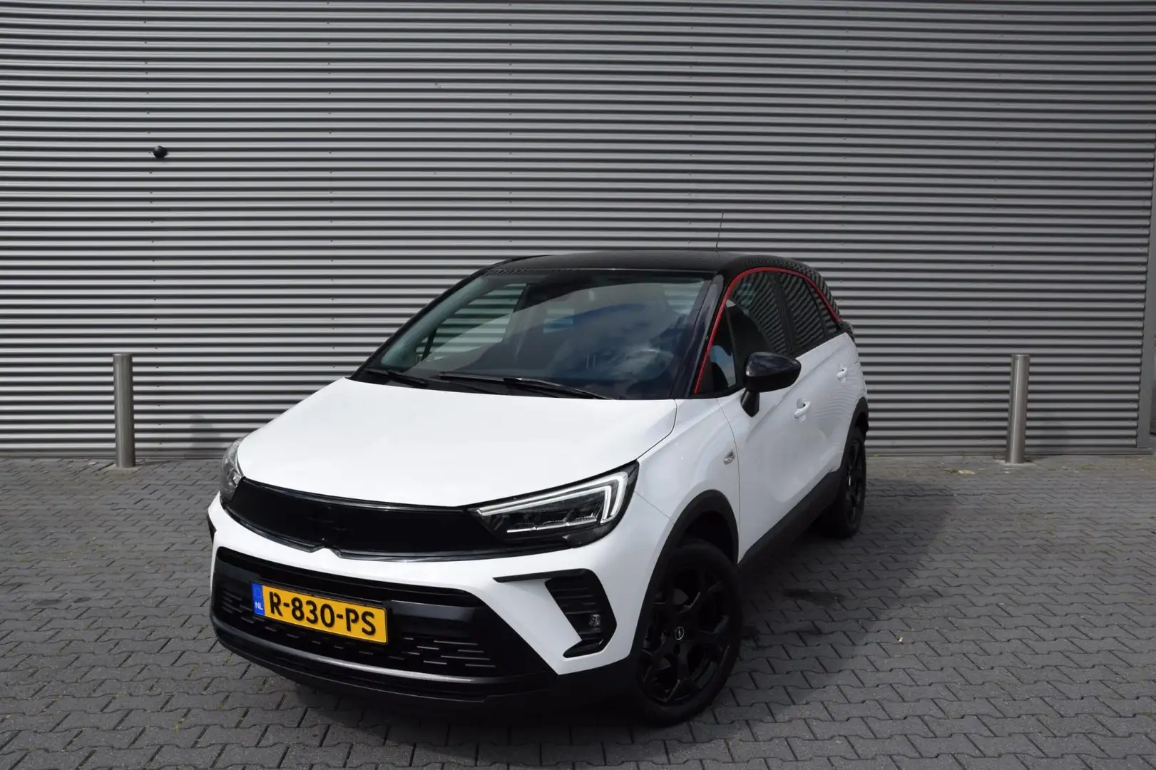 Opel Crossland 1.2 Turbo GS Line NIEUW STAAT, LAGE KILOMETERSTAND Wit - 2