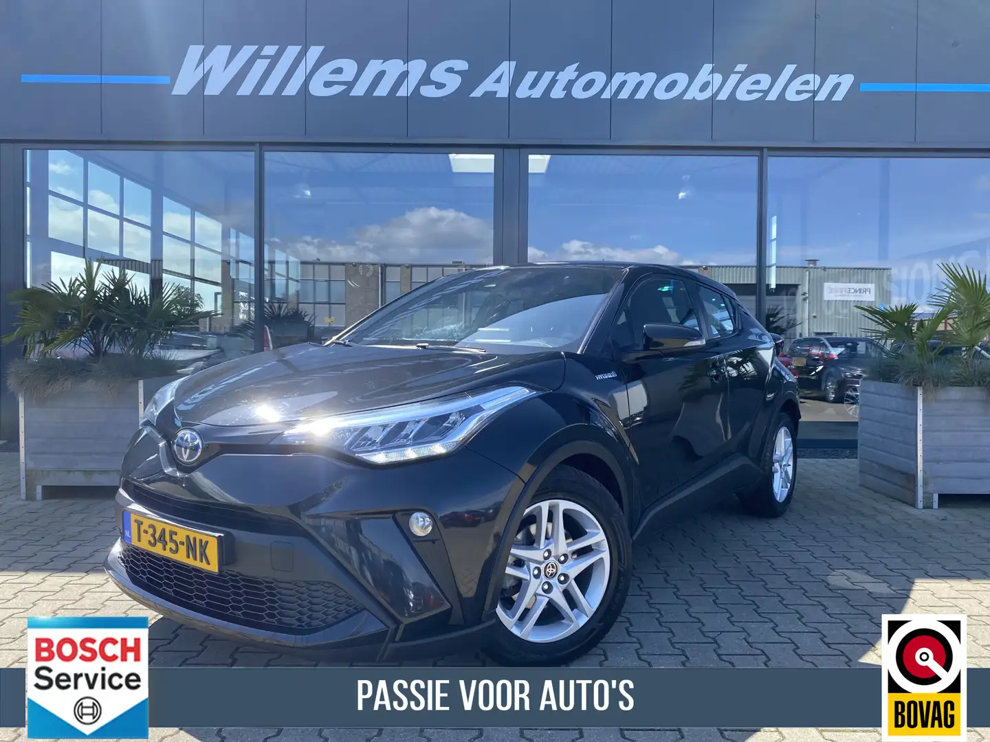 Toyota C-HR 1.8 Hybrid Dynamic App Connect, Stoelverwarming & Zwart - 1