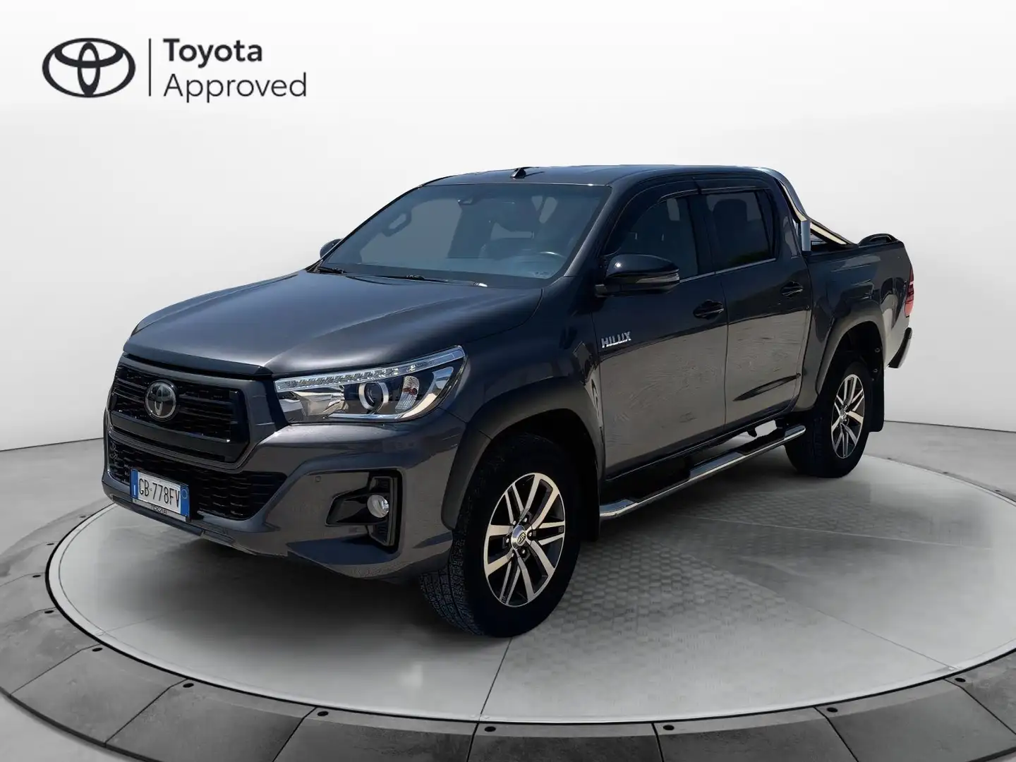 Toyota Hilux 2.4 D-4D A/T 4WD 4 porte Double Cab Executive+ Grigio - 1