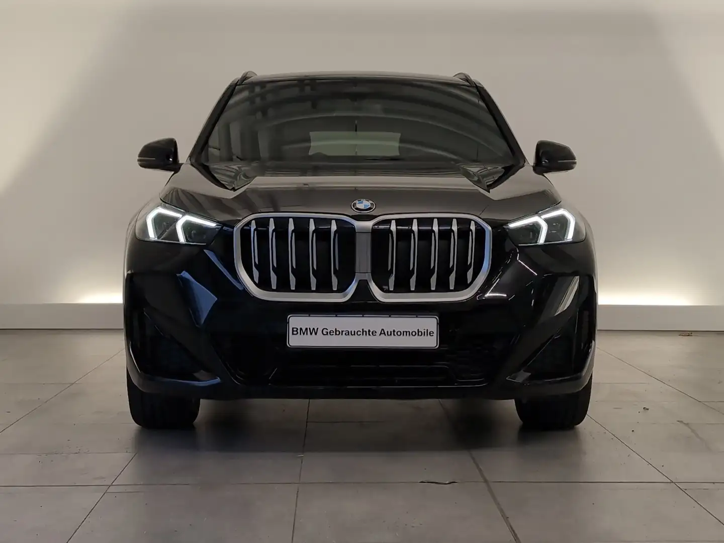 BMW X1 sDrive18d M Sportpaket AHK/H&K/LRH AHK/DAB/SHZ Schwarz - 2