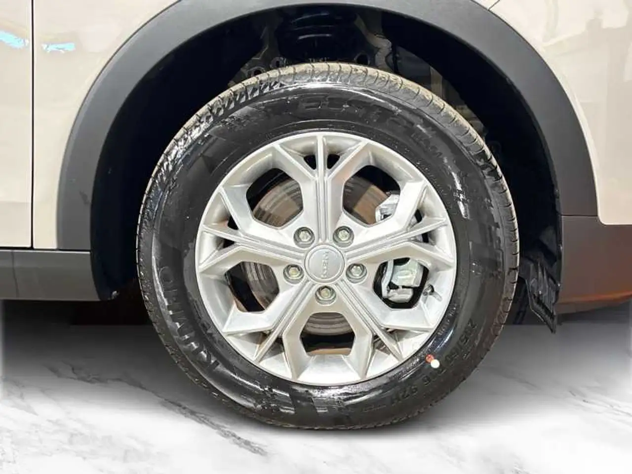 KGM Tivoli Must - 1.5 Turbo GDI 135 CV 2wd MT GPL 8