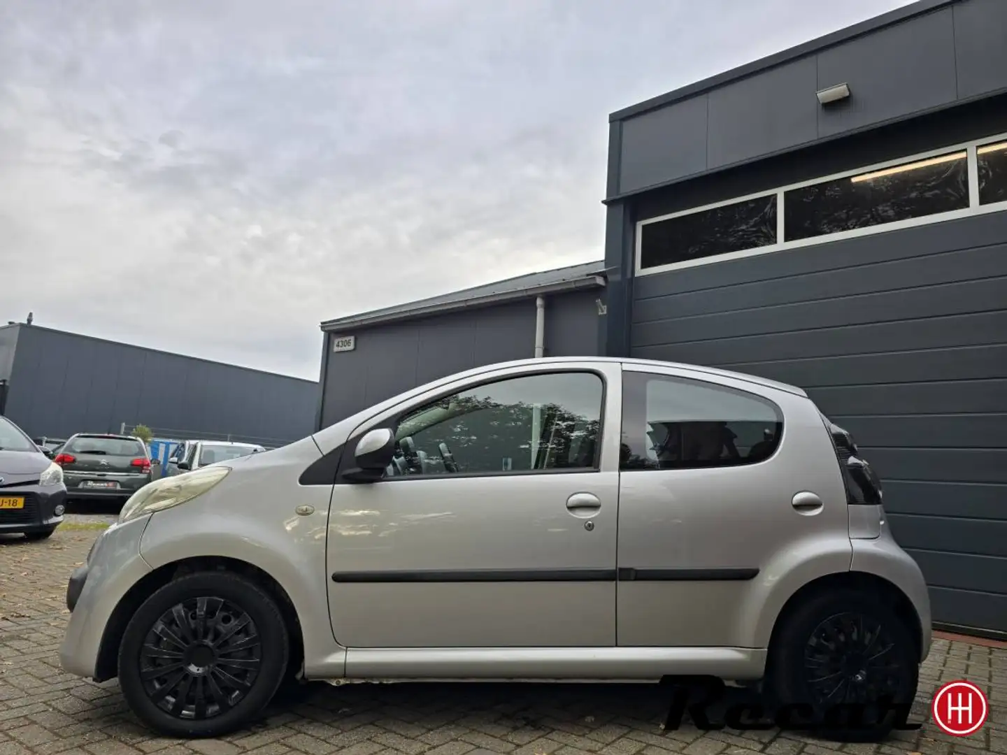 Citroen C1 *GERESERVEERD* Ambiance/Airco/5Drs/Cv/Nap Grijs - 2