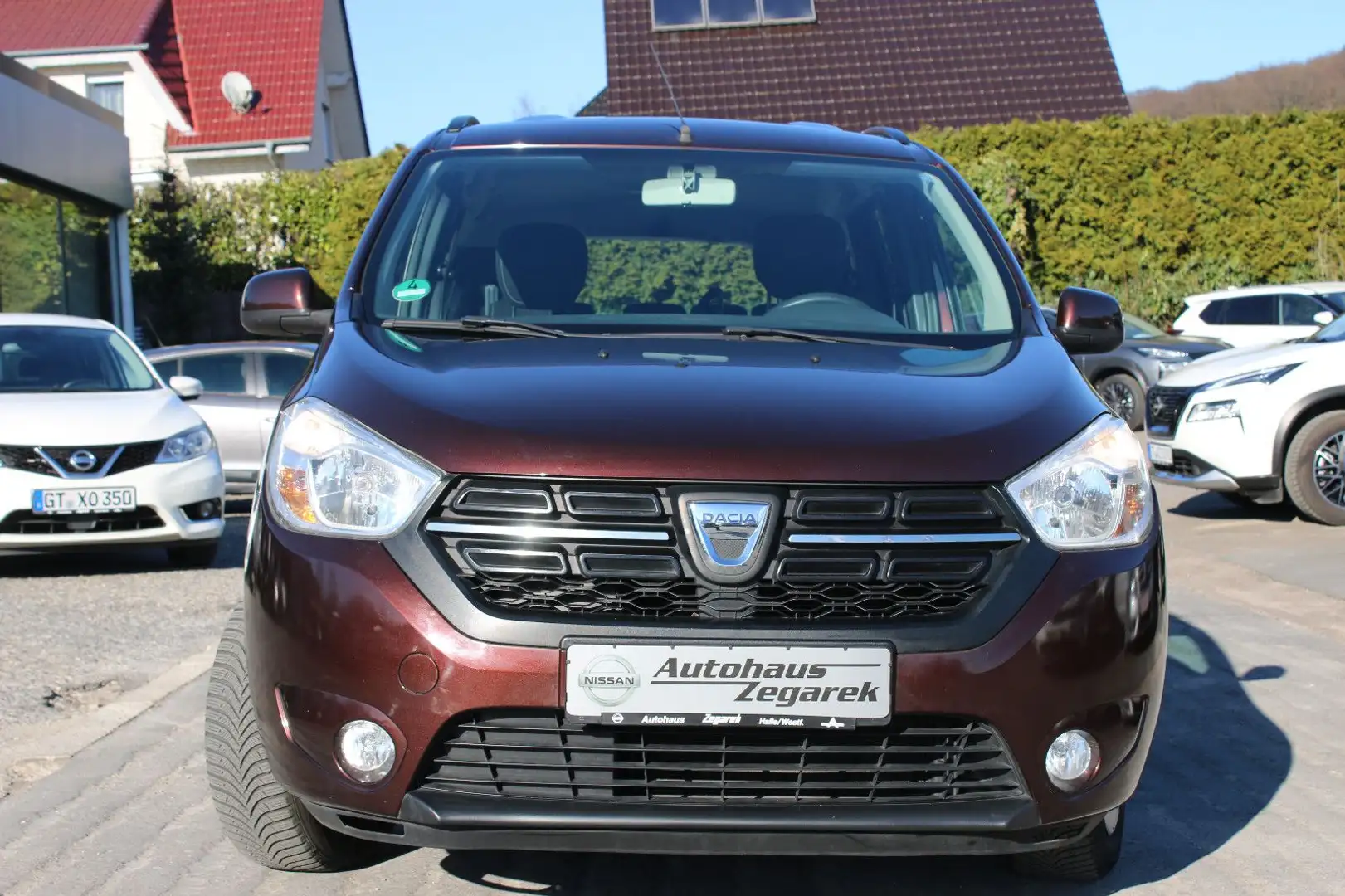 Dacia Lodgy Laureate  7-Sitzer Braun - 2