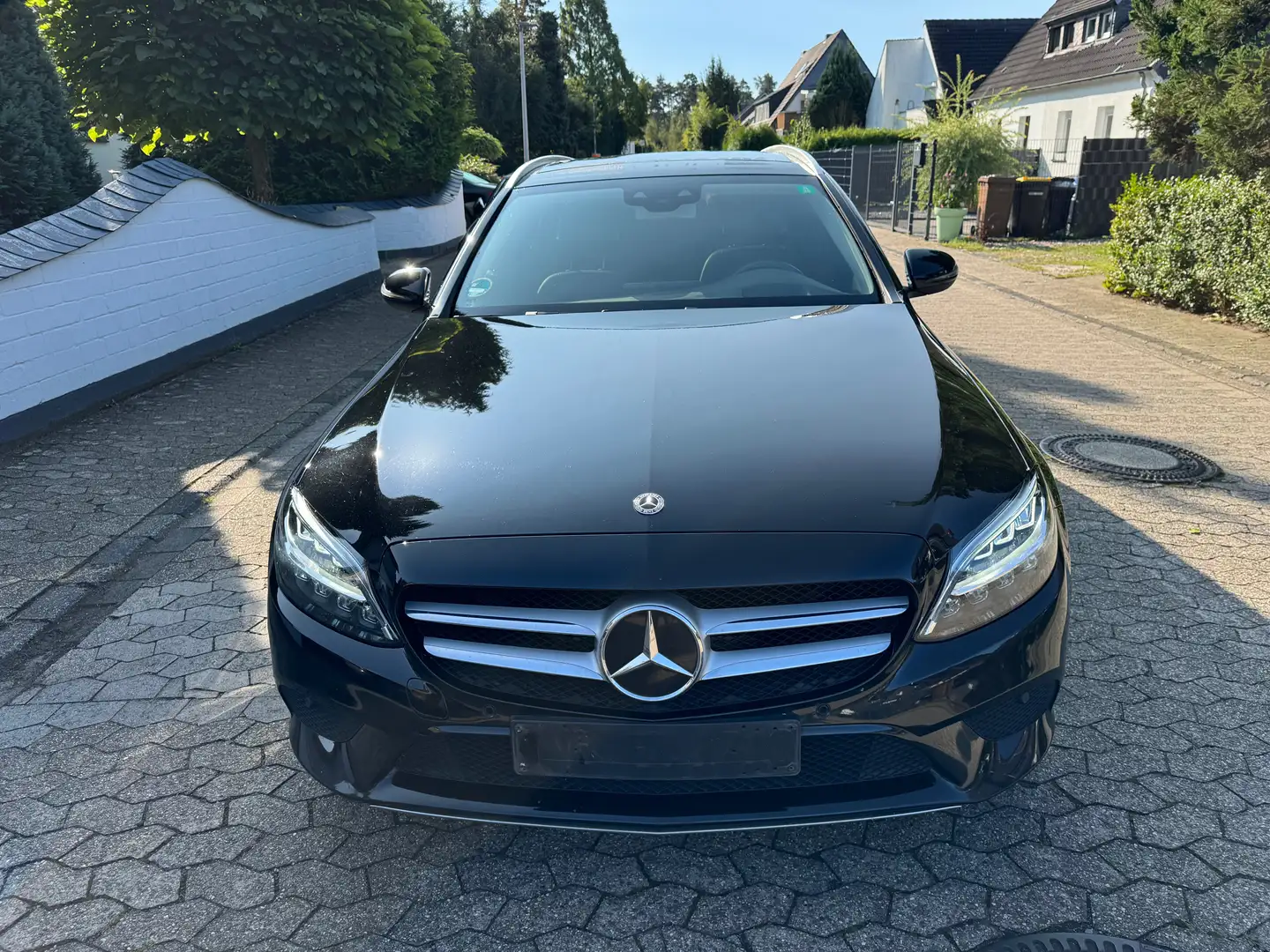 Mercedes-Benz C 200 C 200 T d STANDHEIZUNG PANORAMA LED COMAND+HUD Schwarz - 1