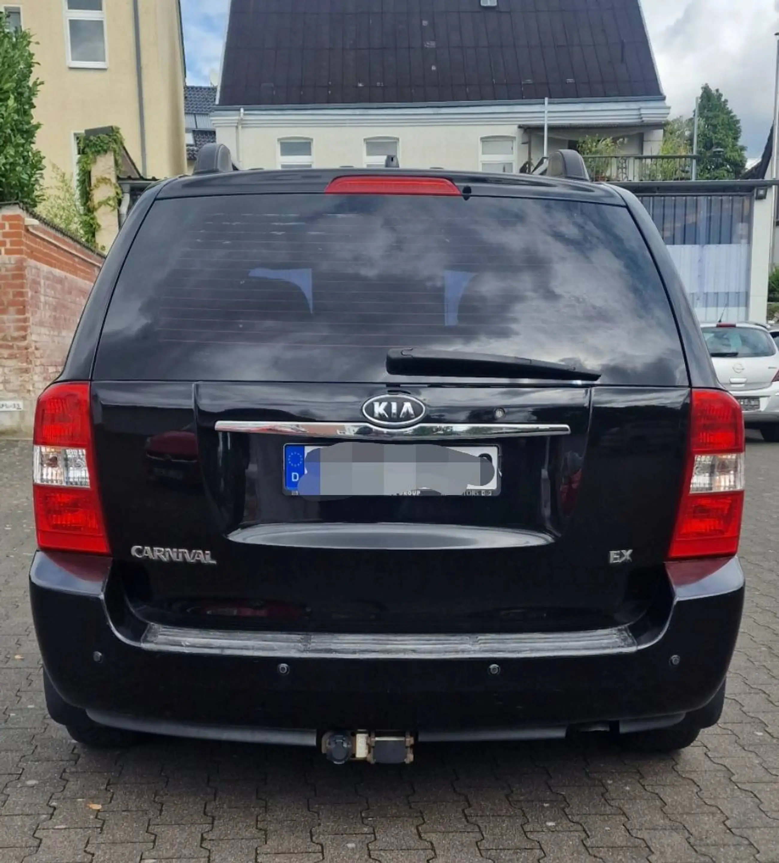 Kia Carnival 2.9 CRDi VGT EX — photo 2