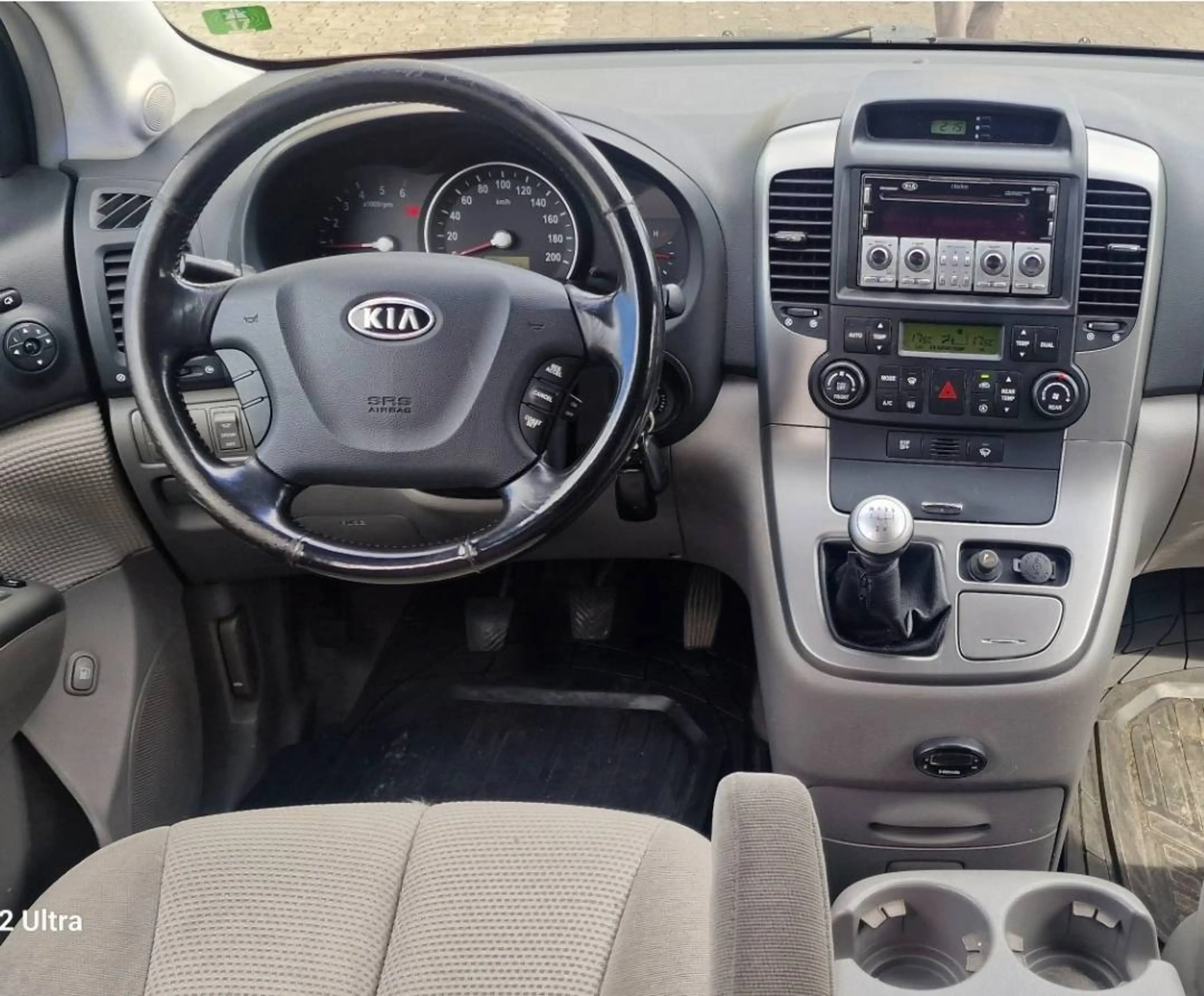 Kia Carnival 2.9 CRDi VGT EX — photo 11