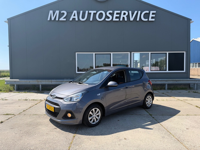 Hyundai i10 1.0i i-Motion Comfort — photo 2