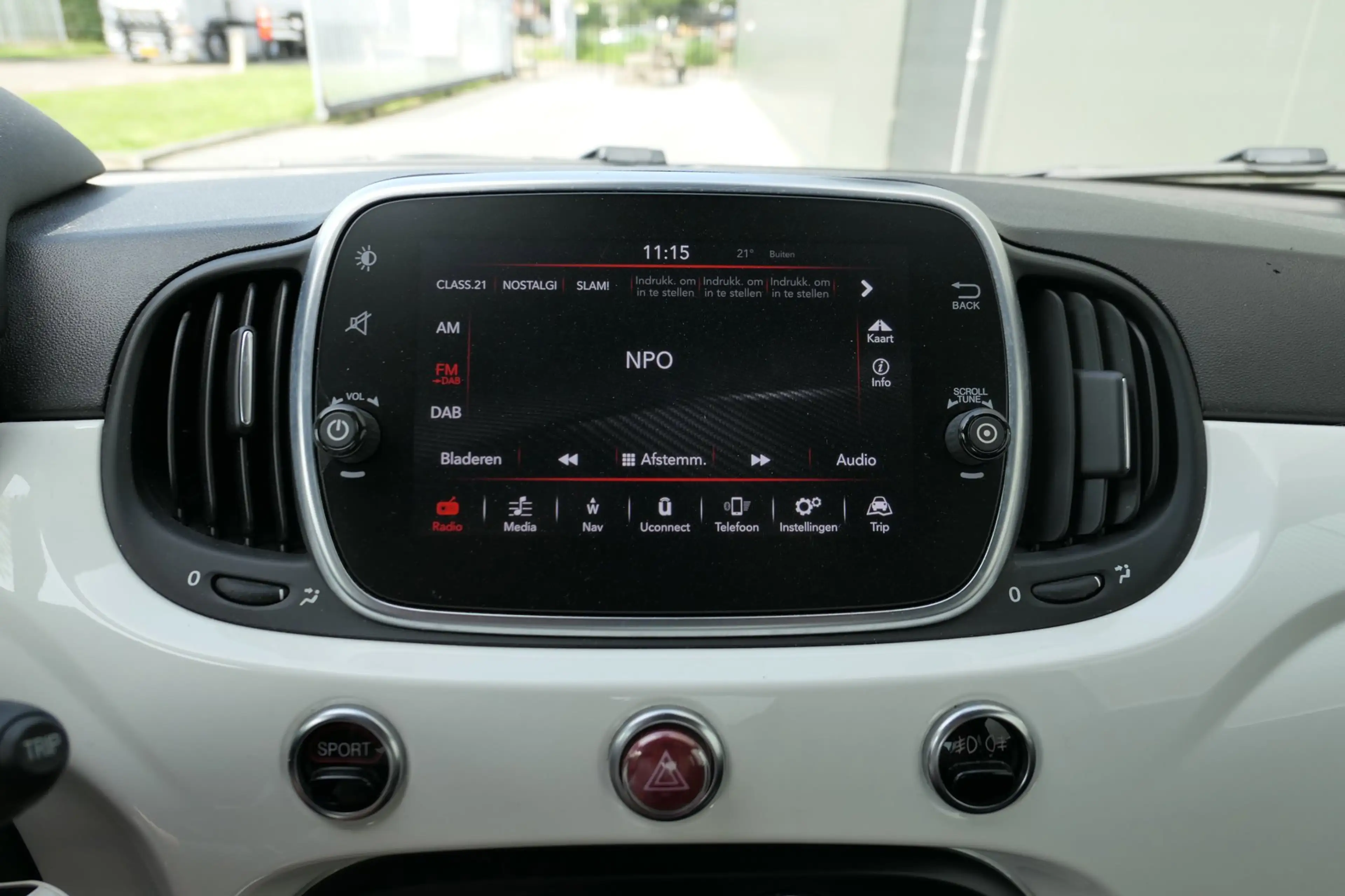 Abarth 595 1.4 T-Jet Leder Clima — photo 13