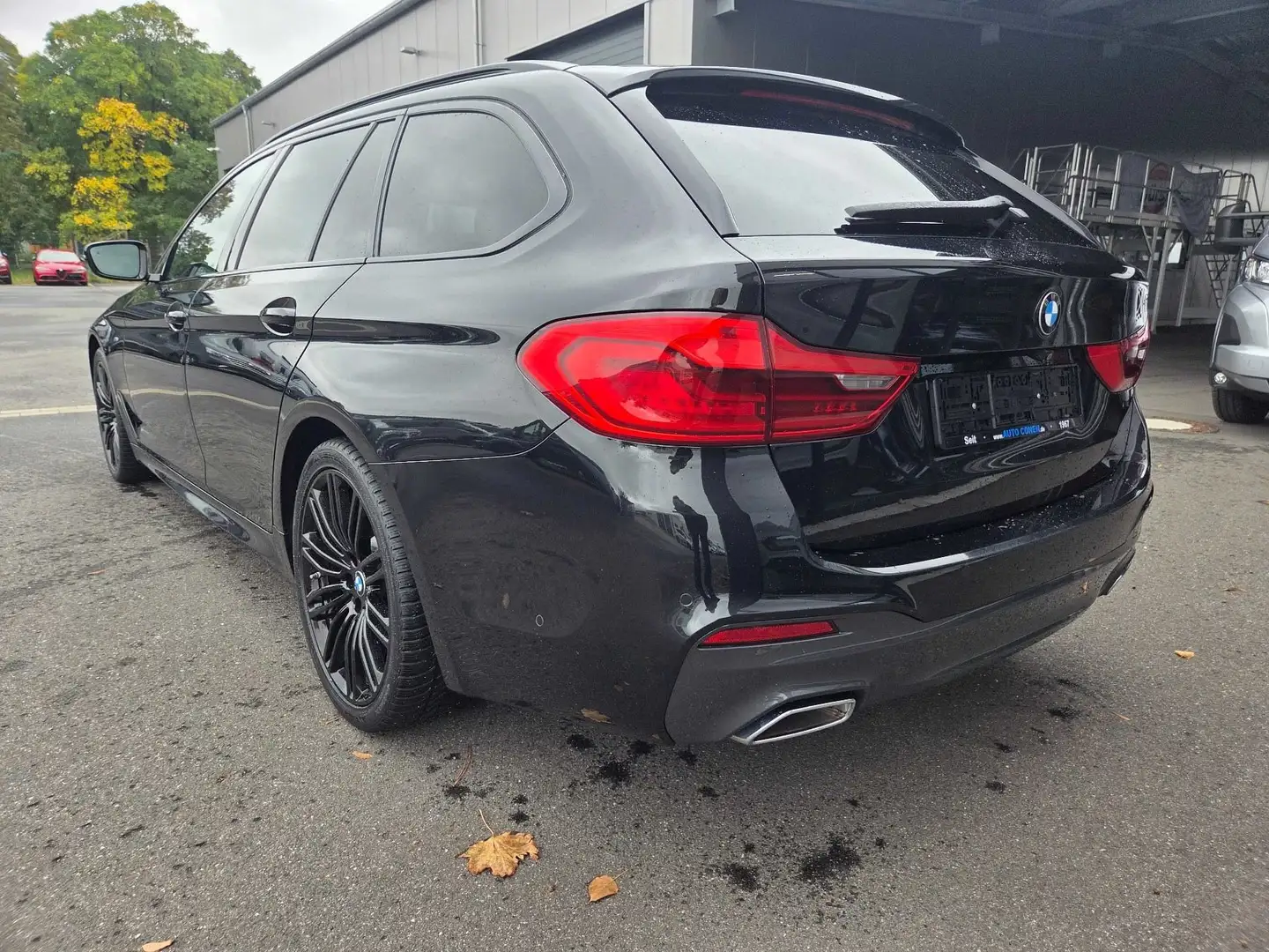 BMW 520 d 2.0 Touring NAV LEDER M Sportp. Head-up Schwarz - 2
