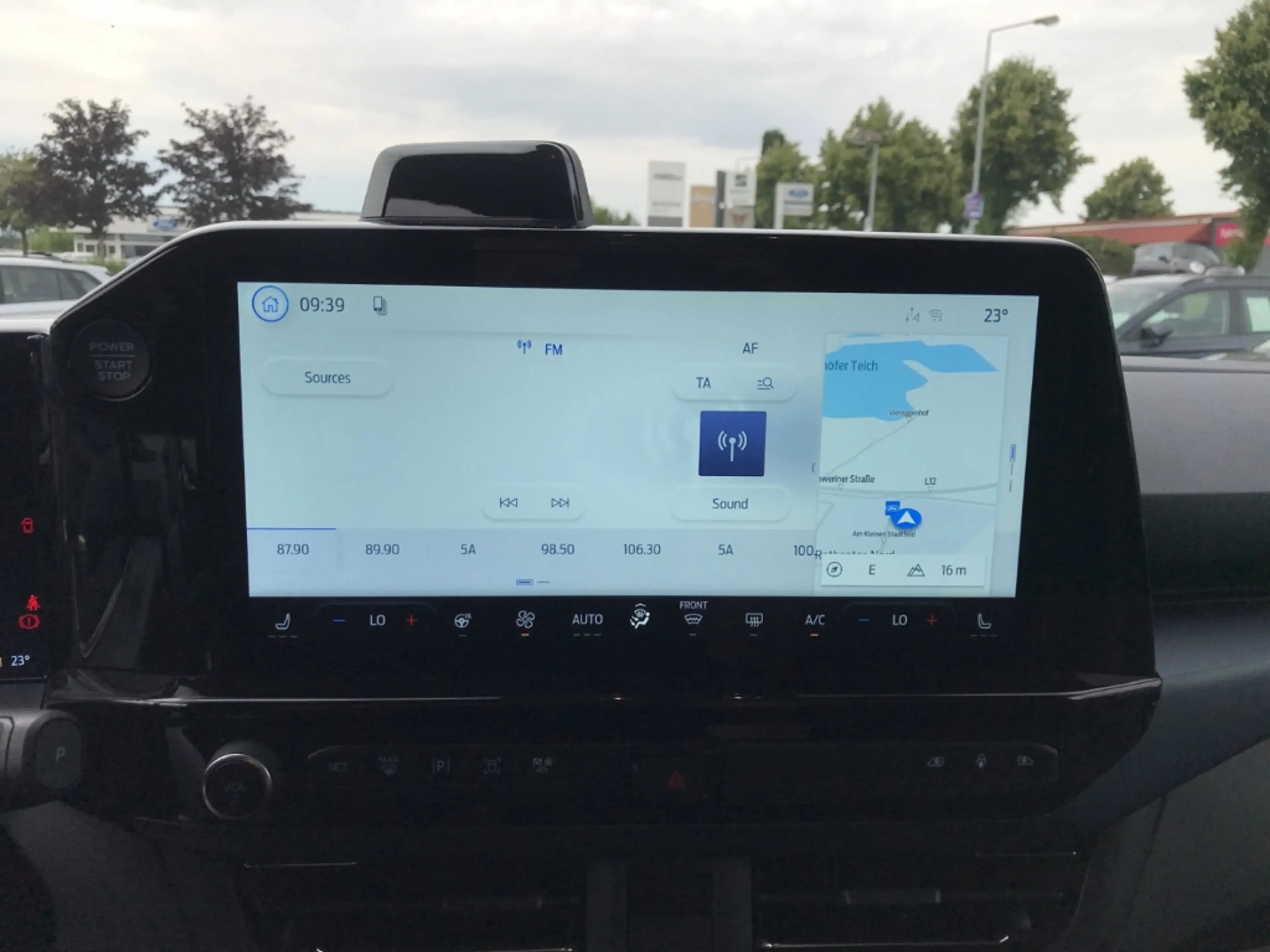 Ford Tourneo Custom Active LED Ahk Pano B&O Navi Tempo — photo 12