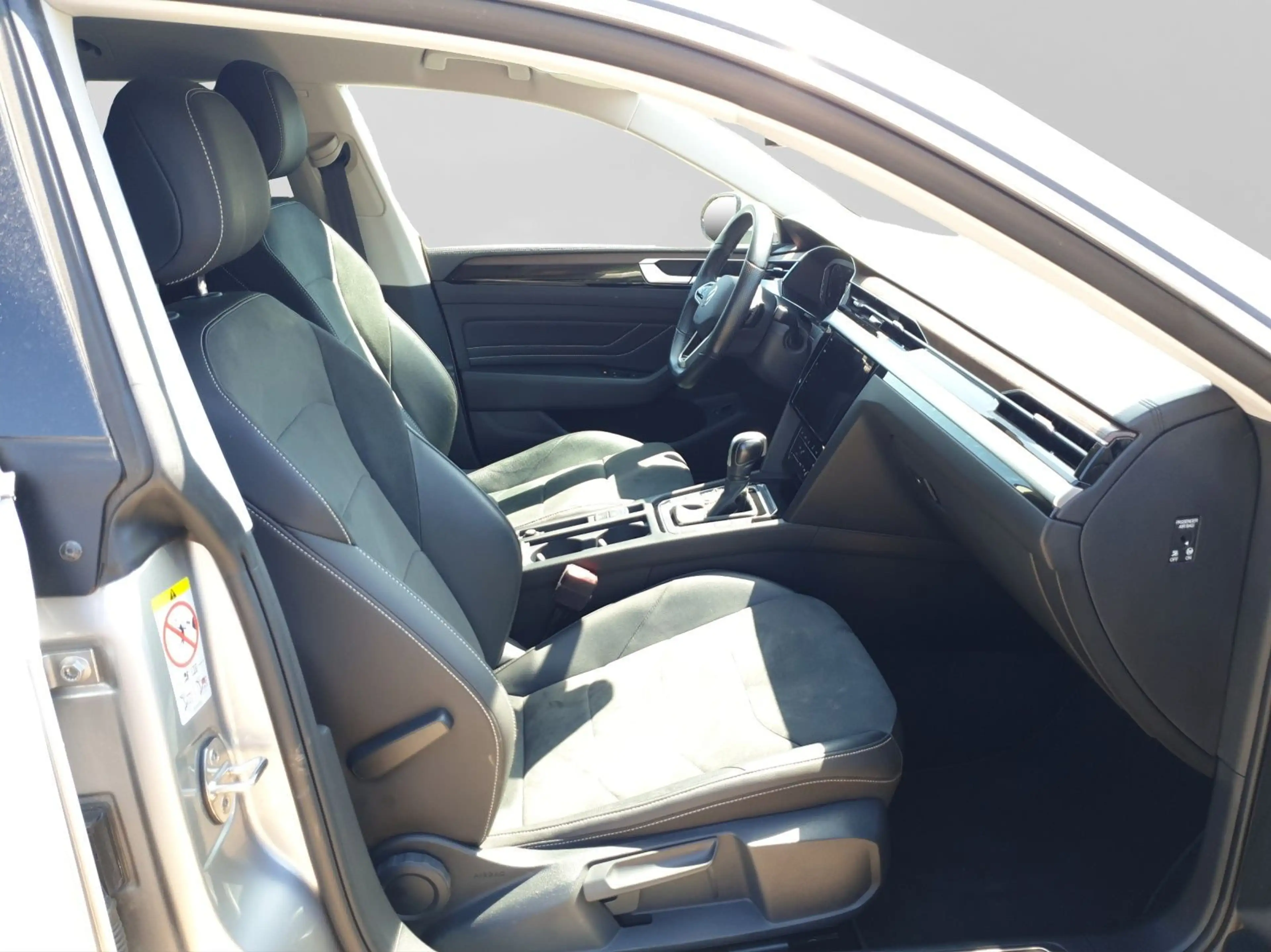 Volkswagen Arteon 2.0 TDI ELEGANCE NAVI — photo 4
