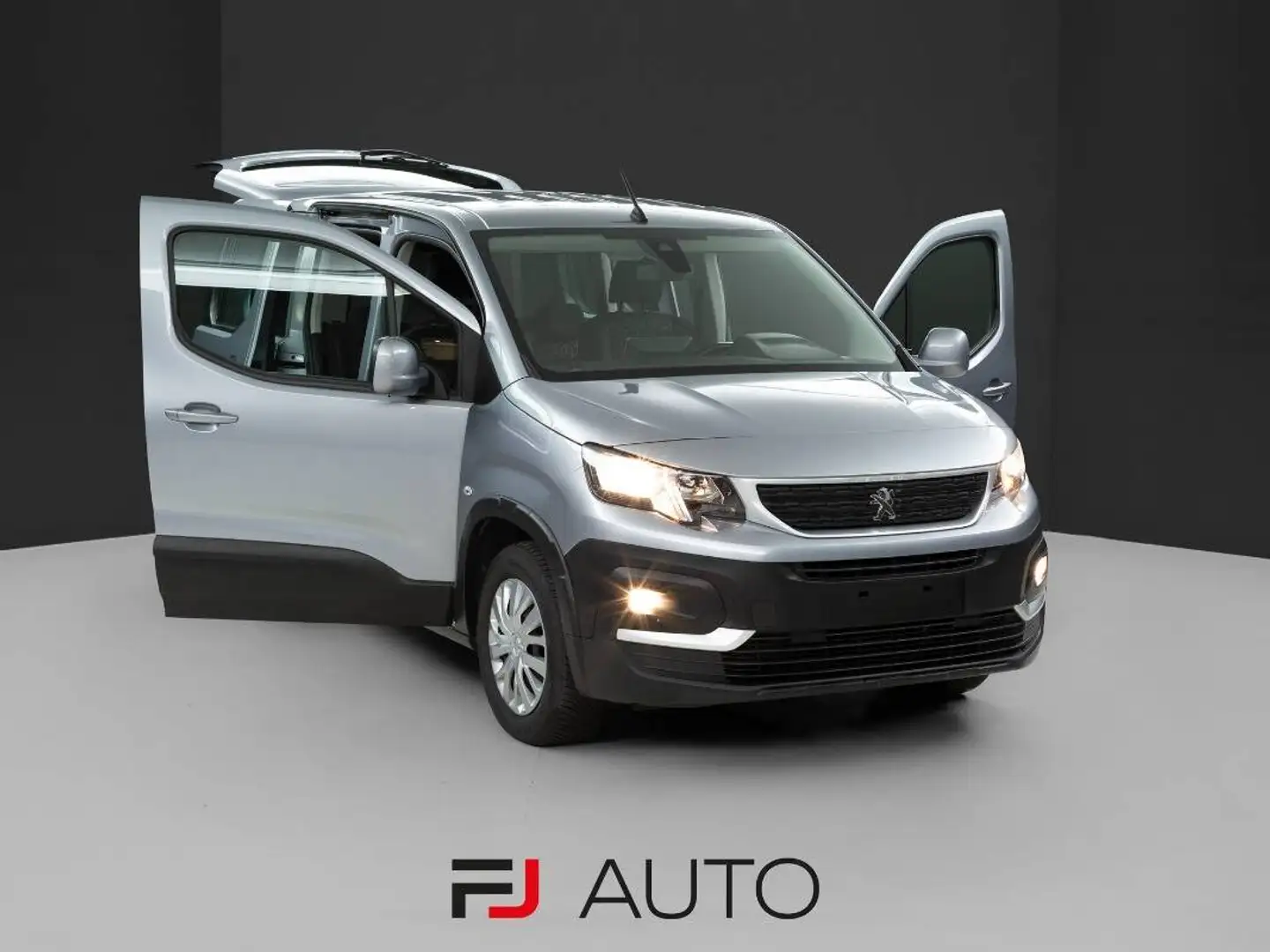Peugeot Rifter Combi 1.5 BlueHDI Active 100cv Grigio - 2