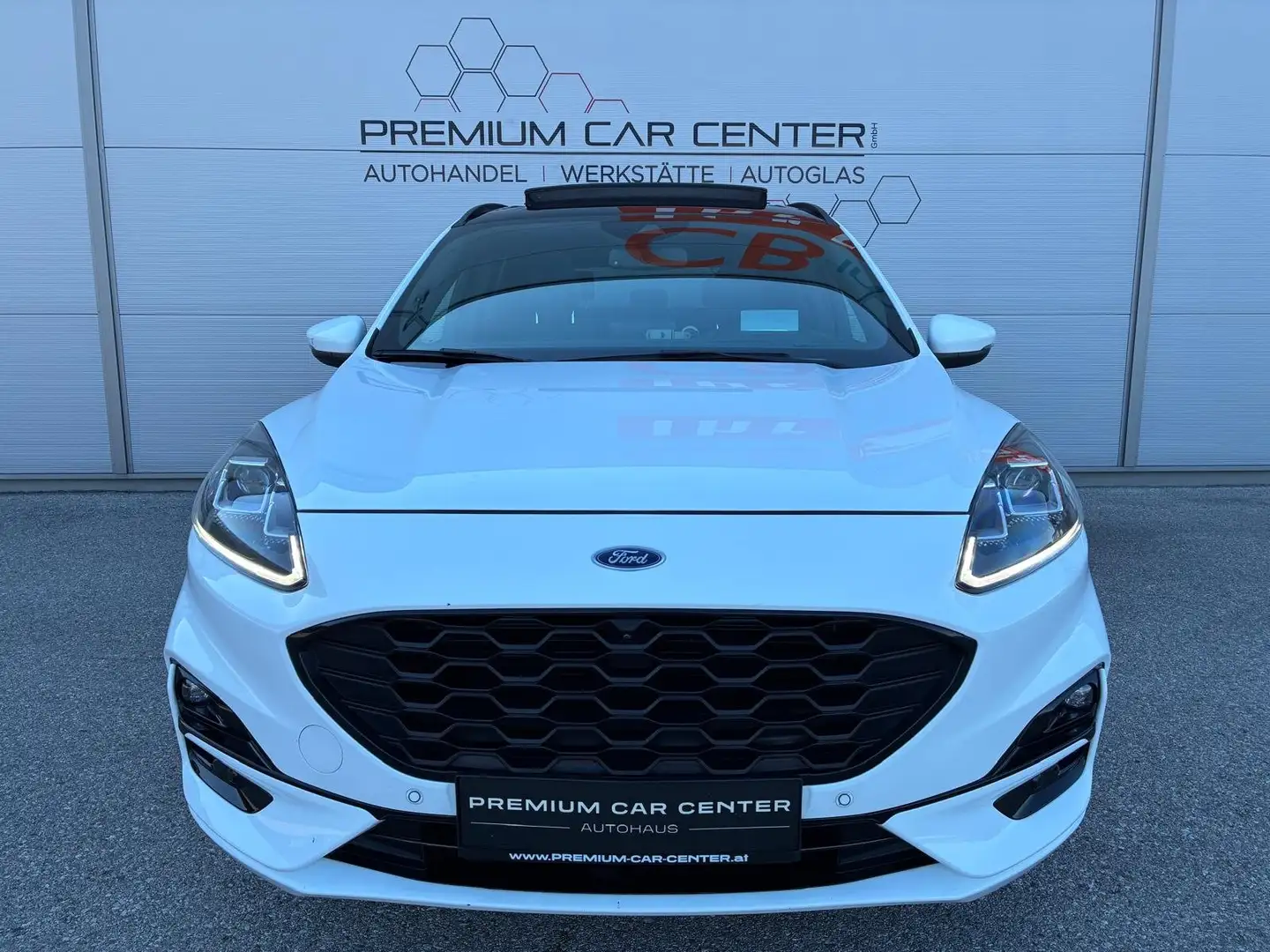 Ford Kuga 1,5 TDCi ST-Line LED / PANO-DACH / DIGI-TACHO Weiß - 2