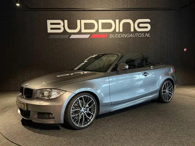 BMW 120 1-serie Cabrio 120i High Exe | M-sport | Navi | 19