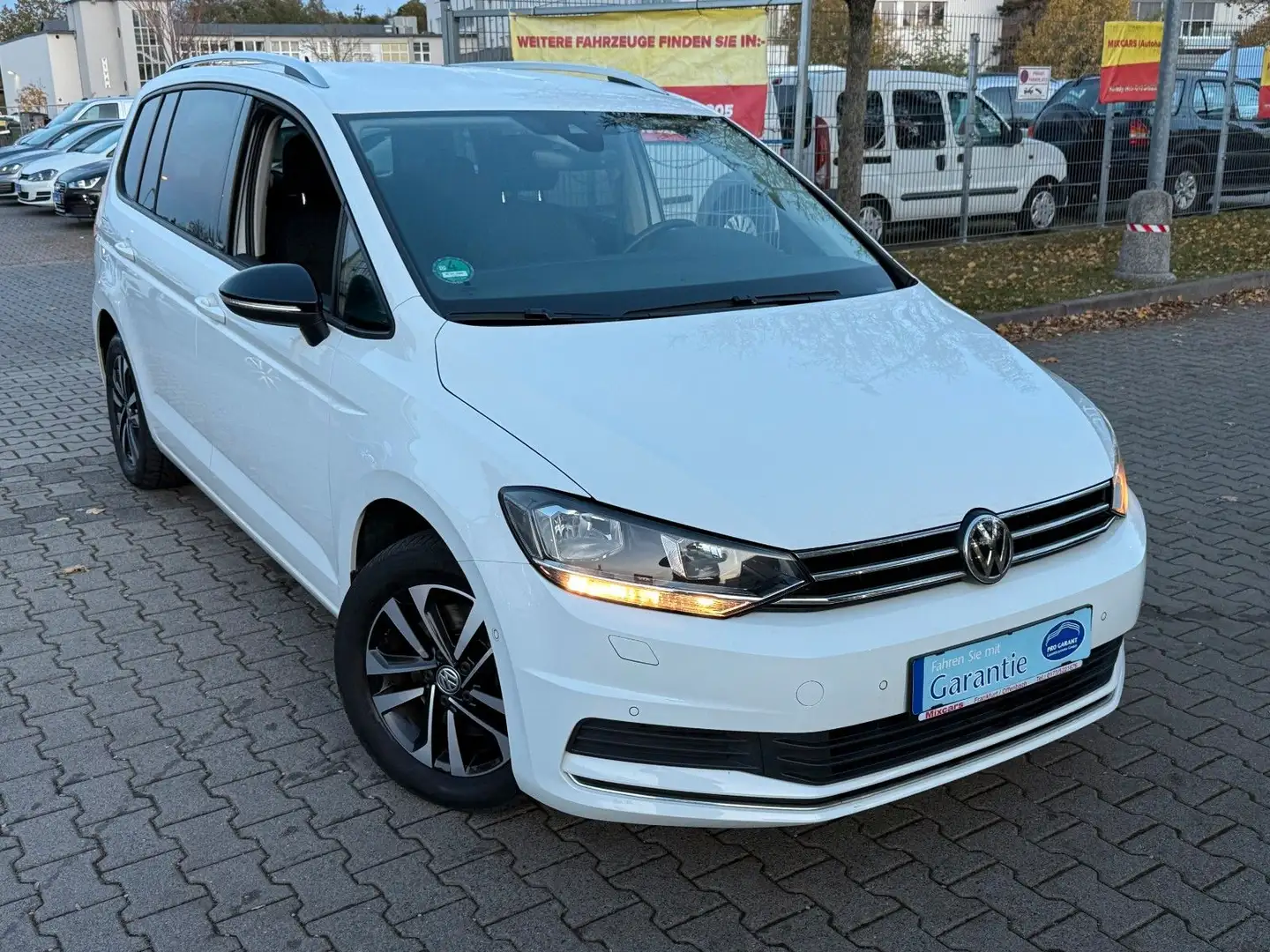 Volkswagen Touran 1.5 TSI OPF IQ.DRIVE*DSG*NAVI*7.SITZE*ACC Blanc - 1