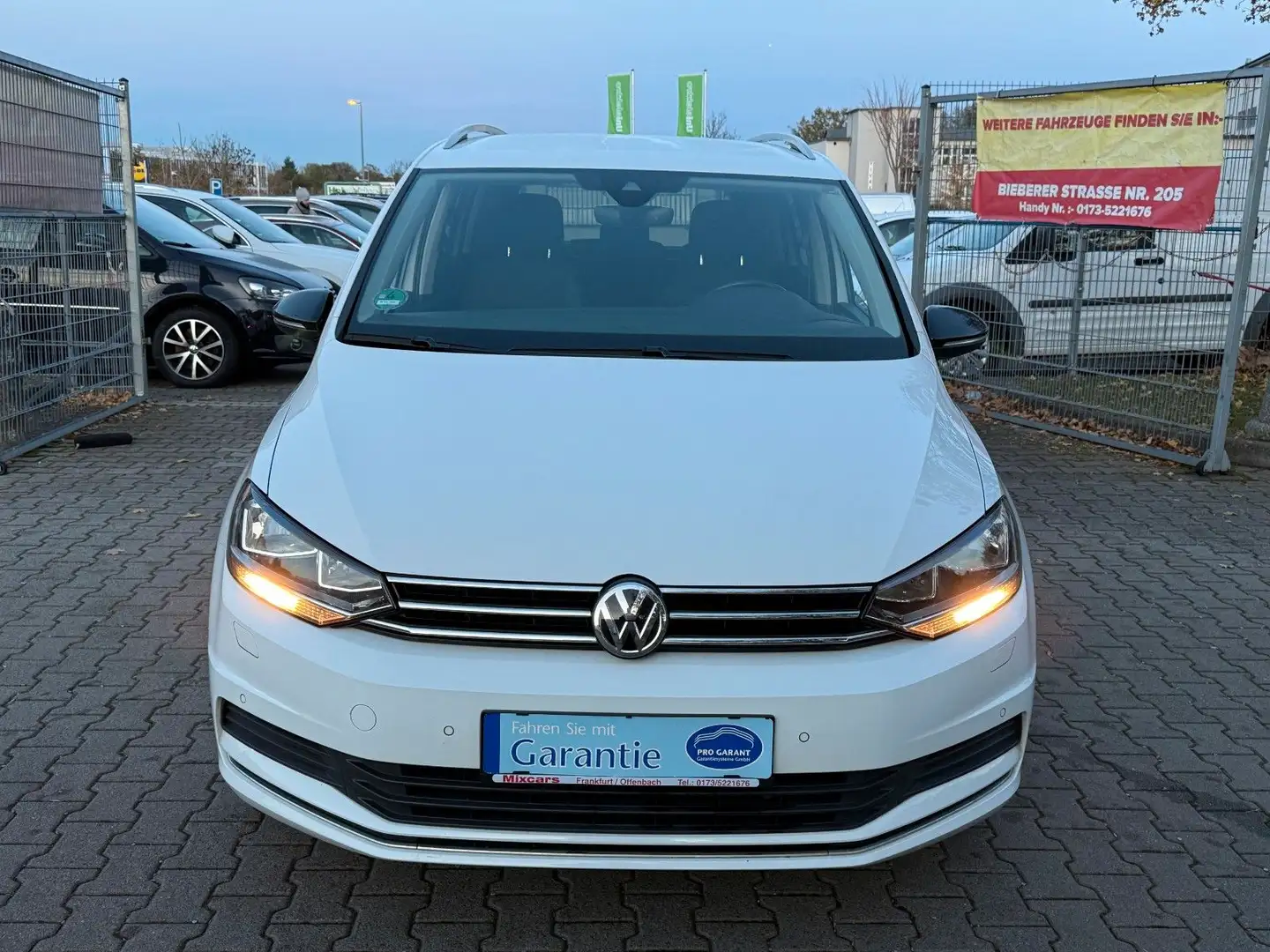 Volkswagen Touran 1.5 TSI OPF IQ.DRIVE*DSG*NAVI*7.SITZE*ACC Blanc - 2