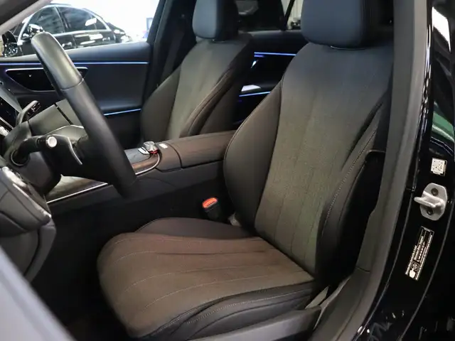 Mercedes-Benz 300 view 13