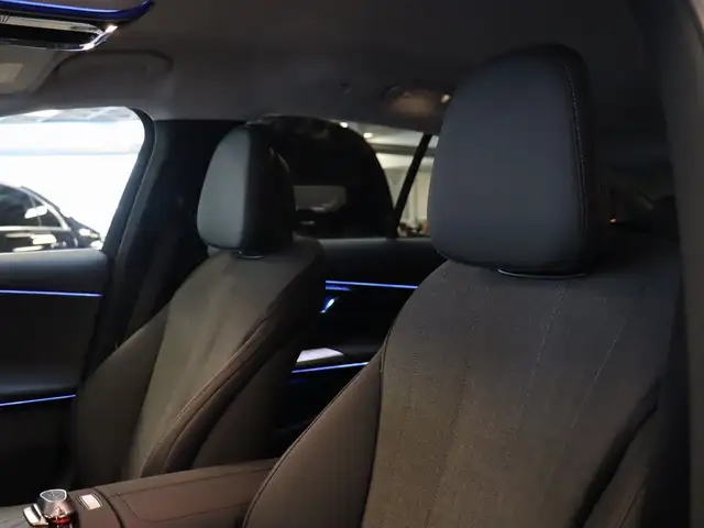 Mercedes-Benz 300 view 14