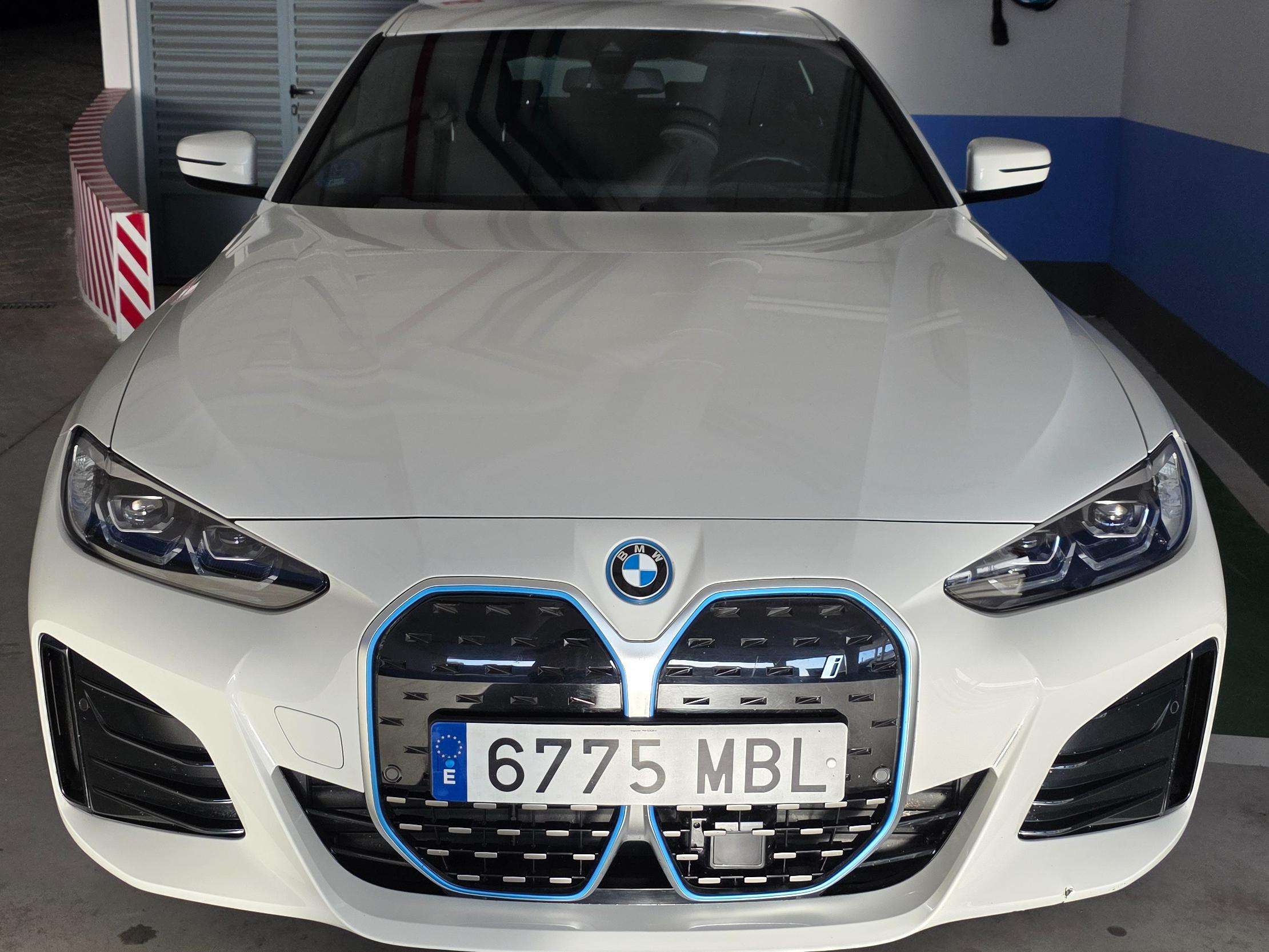 BMW i4 i4 eDrive40 M Sport Pro M Sport Pro - foto 1