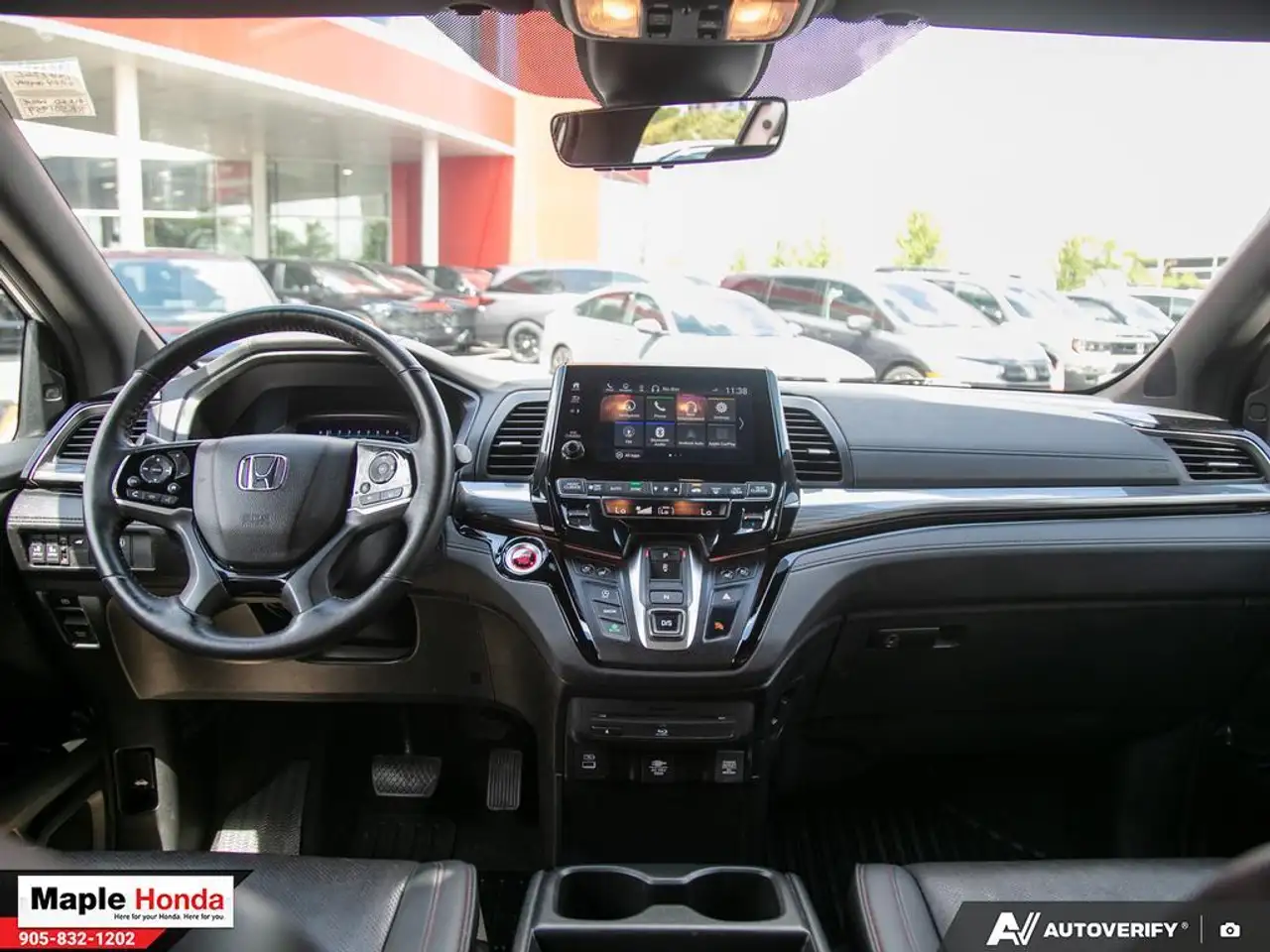 Honda Odyssey снимка Honda Odyssey