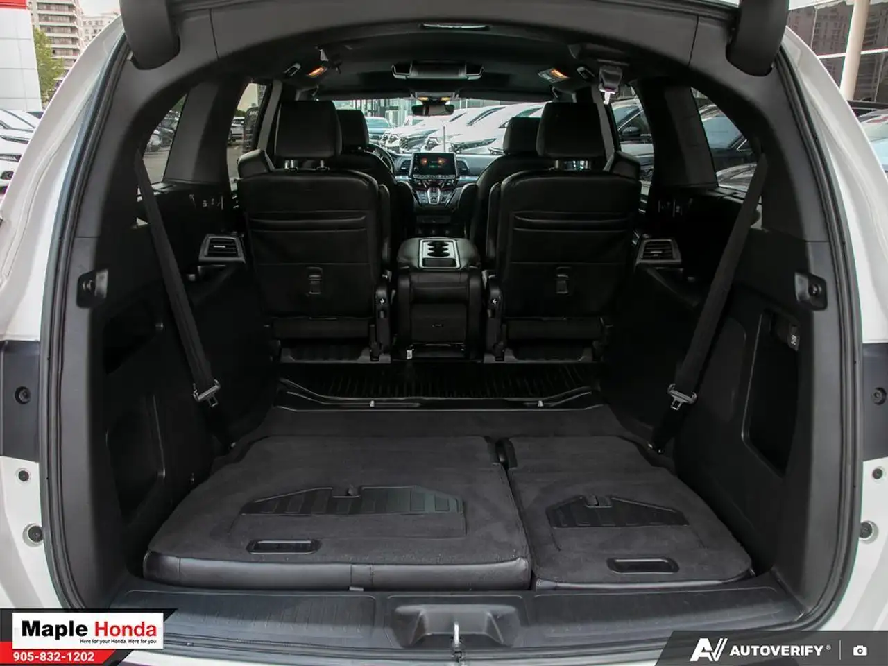 Honda Odyssey снимка Honda Odyssey