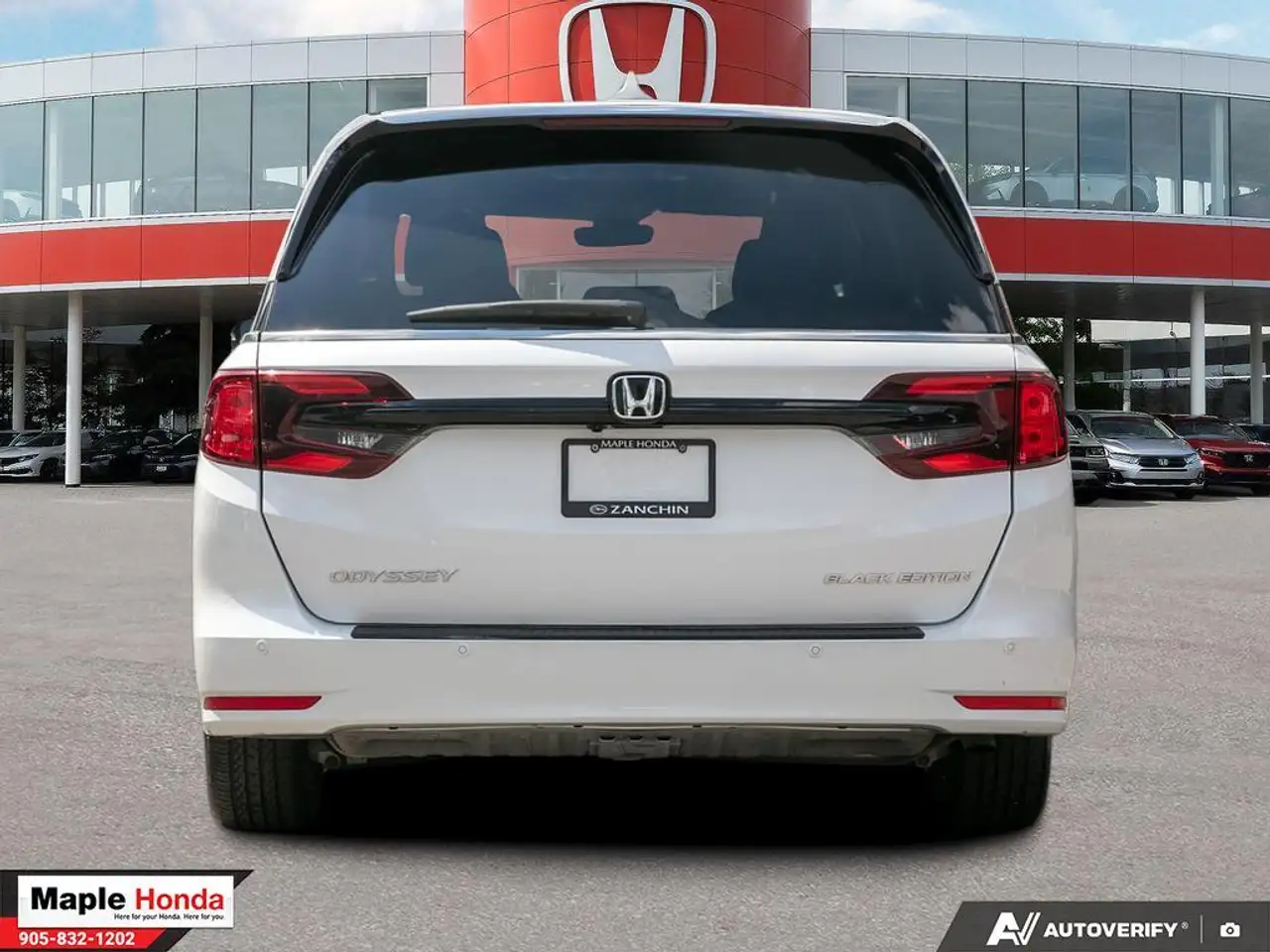 Honda Odyssey снимка Honda Odyssey