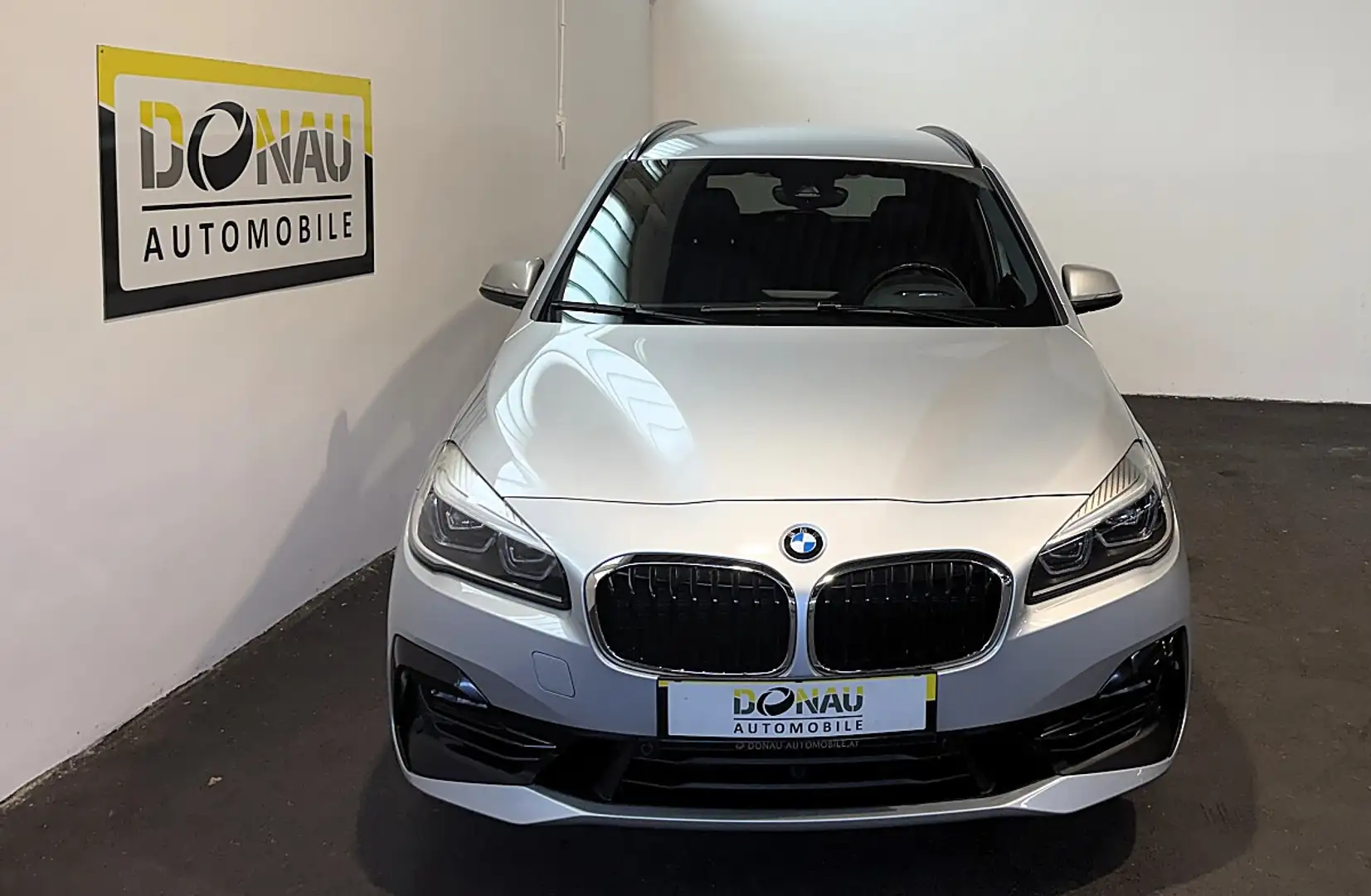 BMW 220 d xDrive Sport Line * AHK 1.600kg * Leder * ACC... Silber - 2