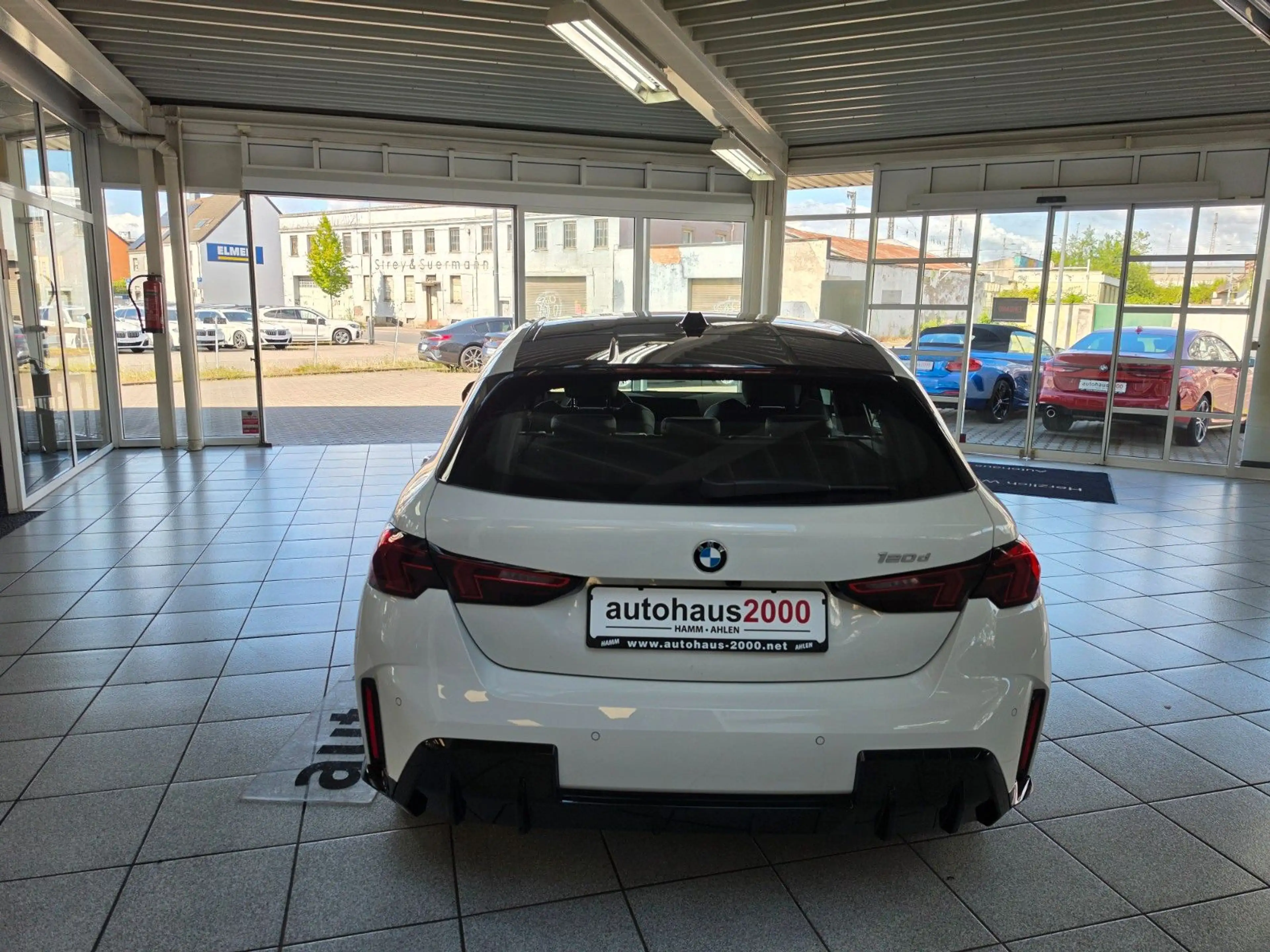 BMW 120 d M Sportpaket Shadow-Line AUT./LED/CAM — photo 8