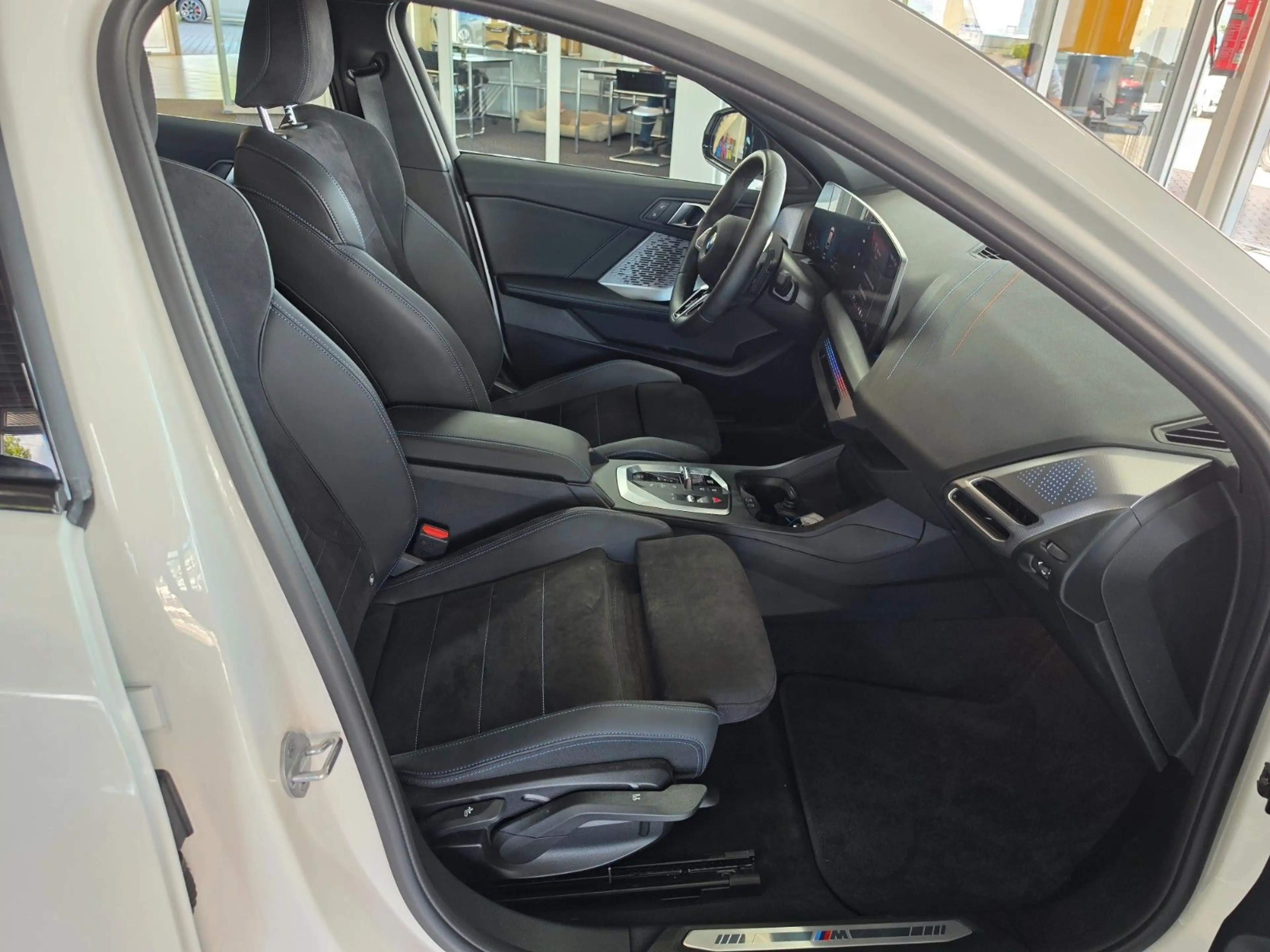 BMW 120 d M Sportpaket Shadow-Line AUT./LED/CAM — photo 13