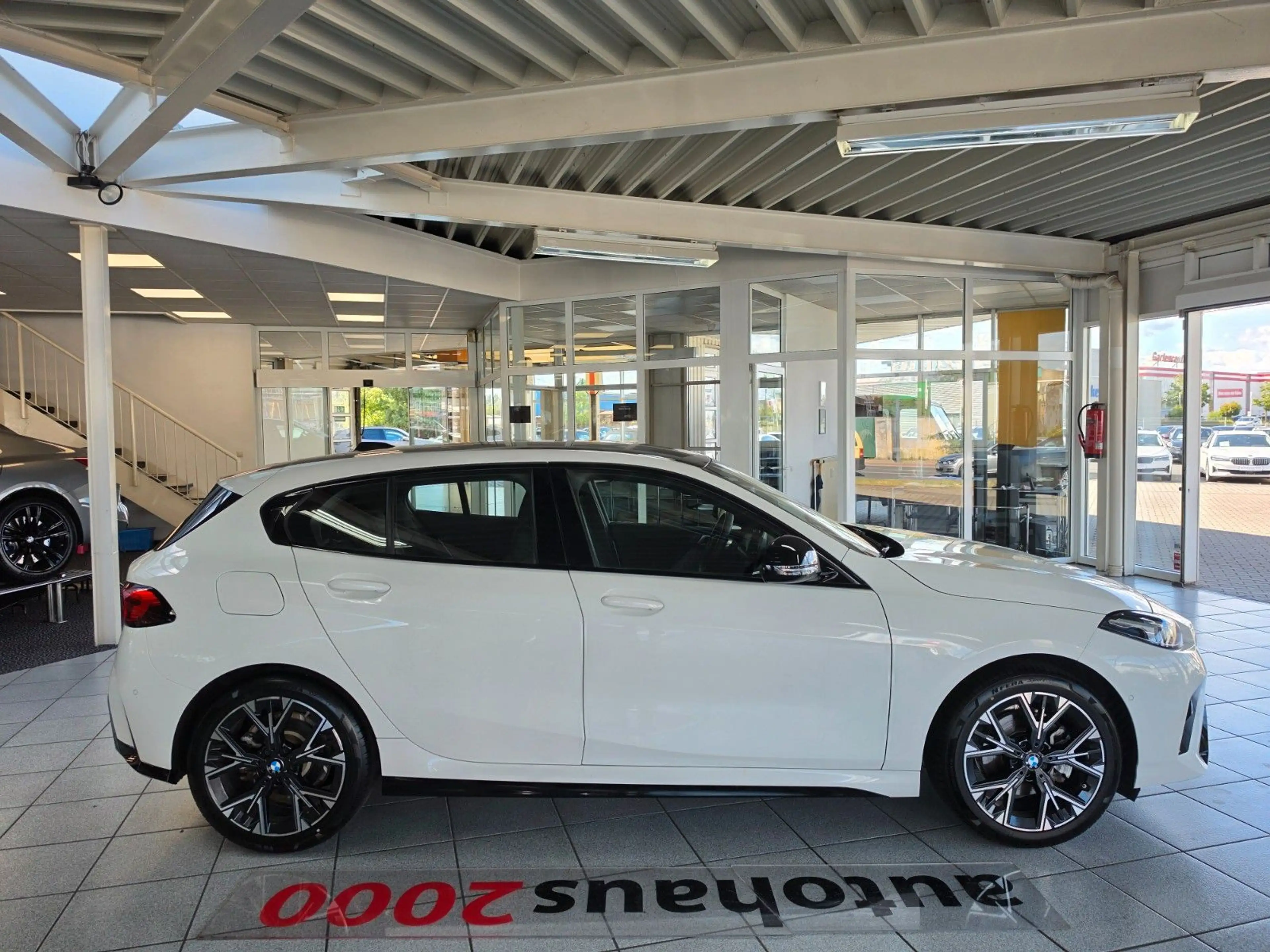 BMW 120 d M Sportpaket Shadow-Line AUT./LED/CAM — photo 3