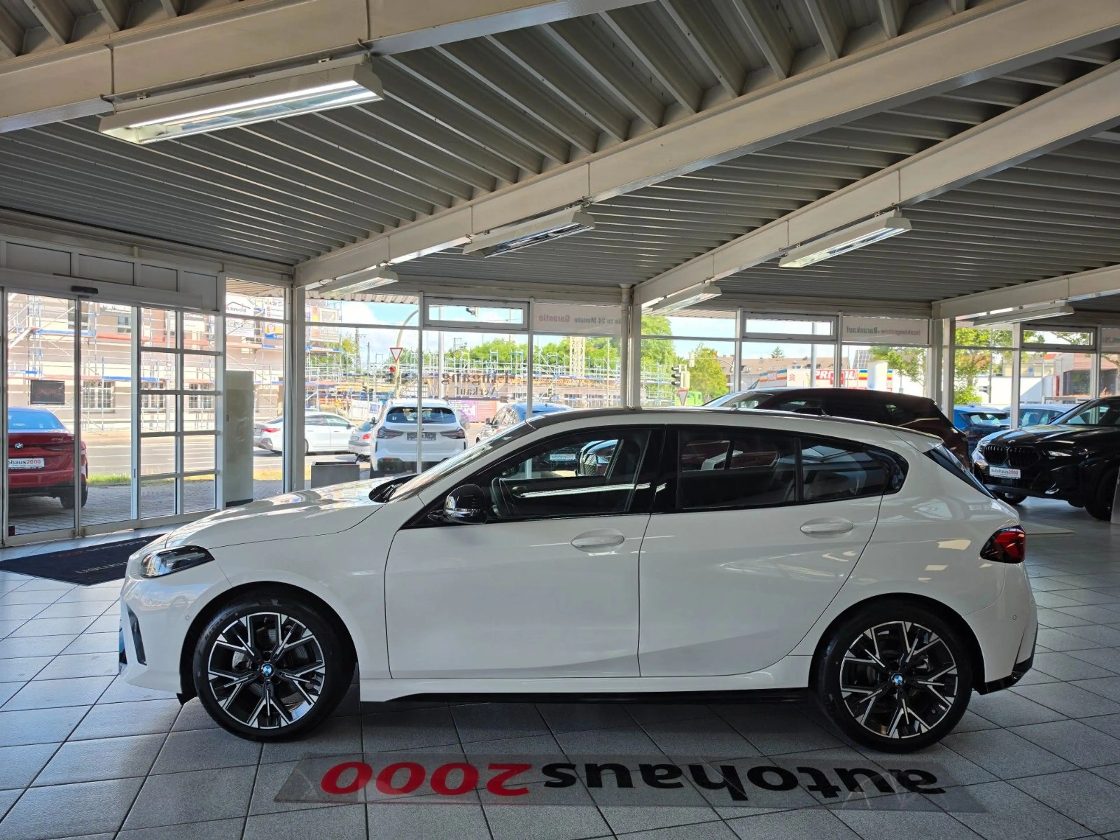 BMW 120 d M Sportpaket Shadow-Line AUT./LED/CAM — photo 6